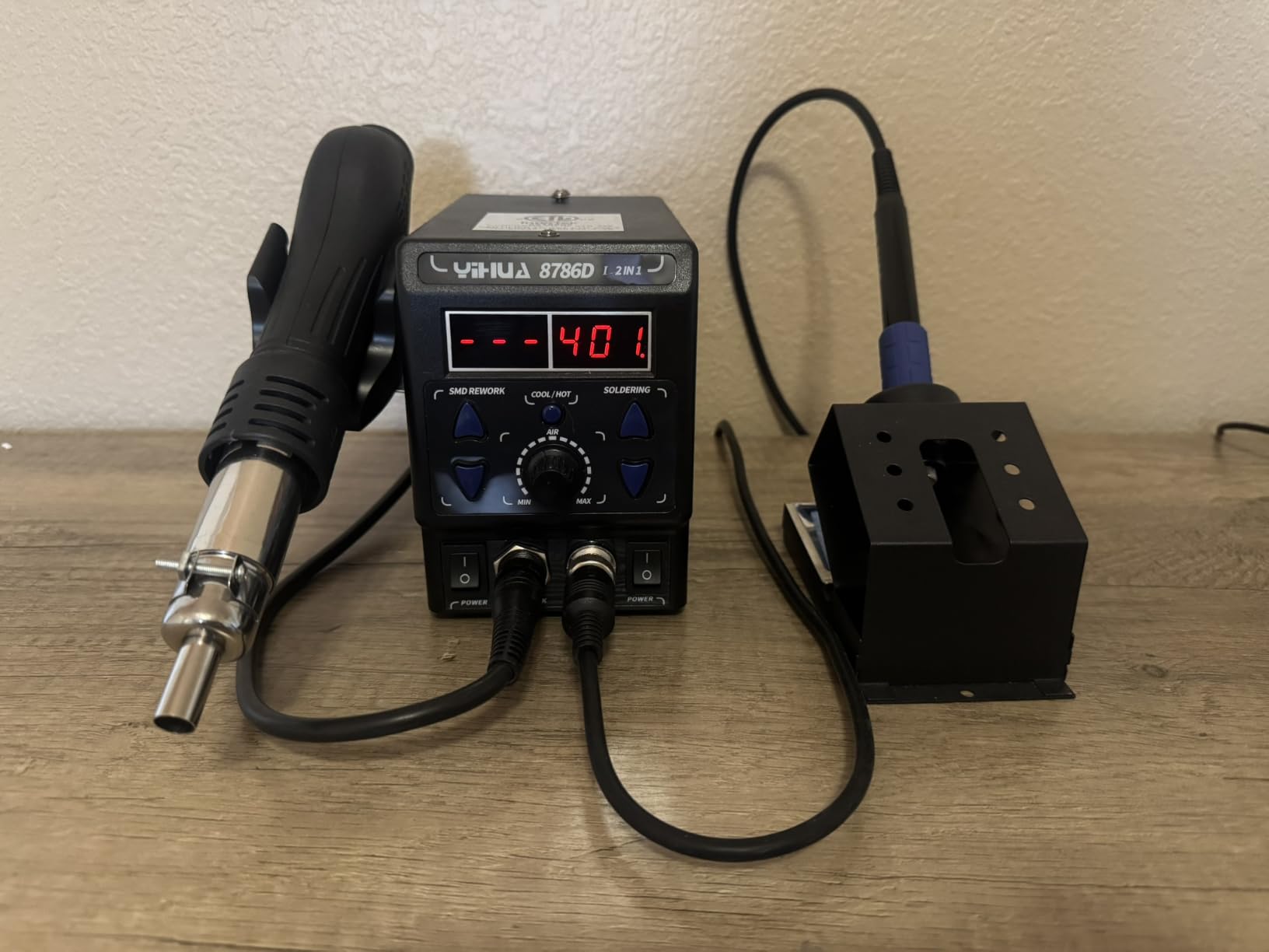 YIHUA 8786D I 2 in 1 Hot Air Rework and Soldering Iron Station with 10 Solder Iron Tips, 4 Hot Air Nozzles, °F /°C, Cool/Hot Air Conversion and Sleep Function customer photo 2