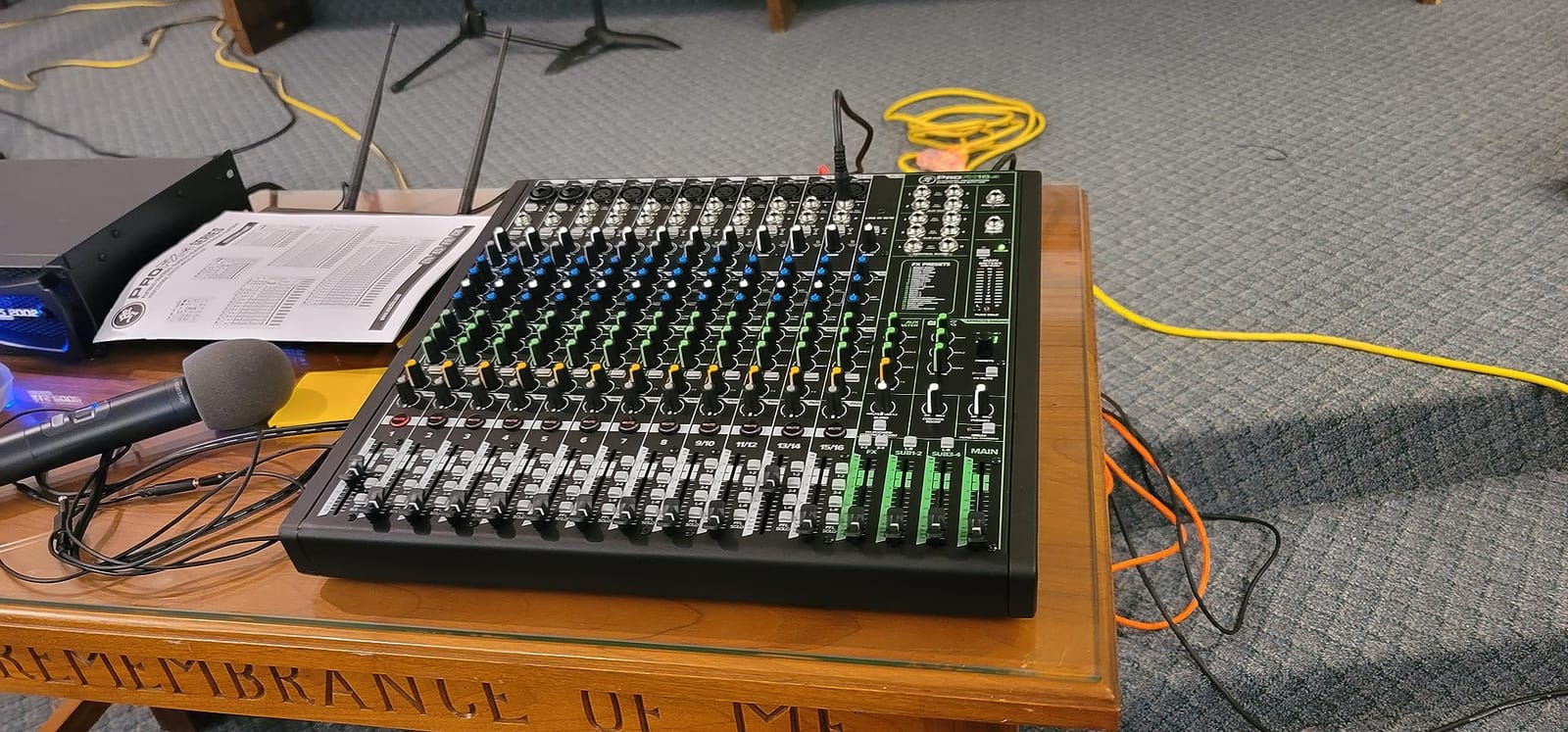 Mackie ProFX16v3 16-Channel Mixer, USB Recording, GigFX Effects customer photo 1
