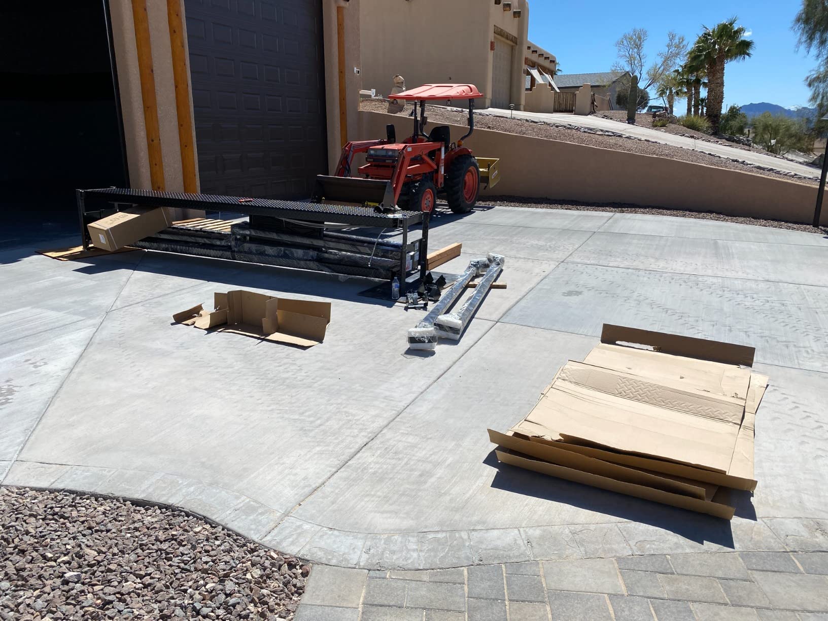 APlusLift HW-8S 8000LB 4-Post Storage Service Car Lift 3 Year Warranty | CE Certified 12000LB Static Load Test. Removable Aluminum Ramp. High Efficient Motor Low Current. Powercord & Plug included customer photo 2