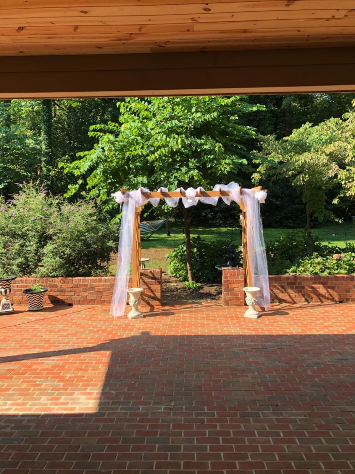 Vita Heartwood Grande Cedar Arbor, Golden Brown, FSC, Wood, 85 inch L x 26 inch W x 89 inch H, Opening Width 78 inches, Garden Décor Shade Arch, VA68898 customer photo 1