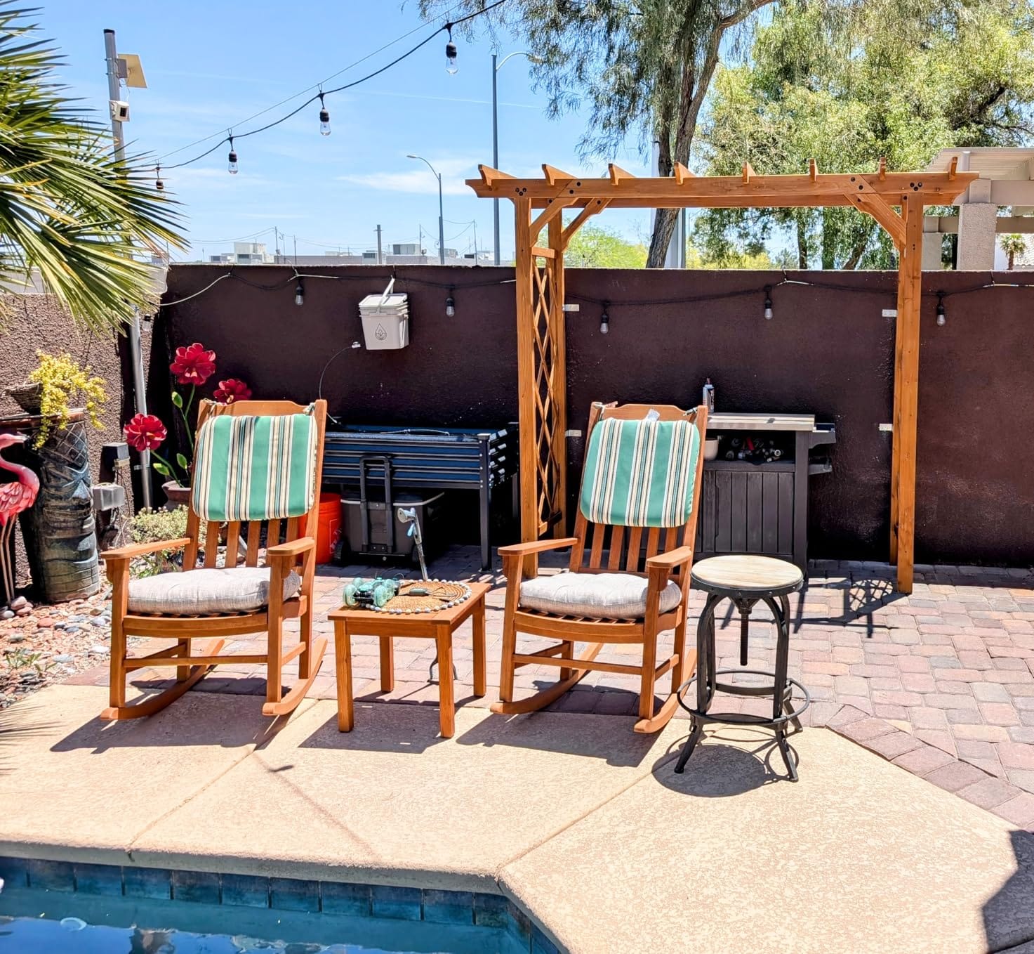 Vita Heartwood Grande Cedar Arbor, Golden Brown, FSC, Wood, 85 inch L x 26 inch W x 89 inch H, Opening Width 78 inches, Garden Décor Shade Arch, VA68898 customer photo 2