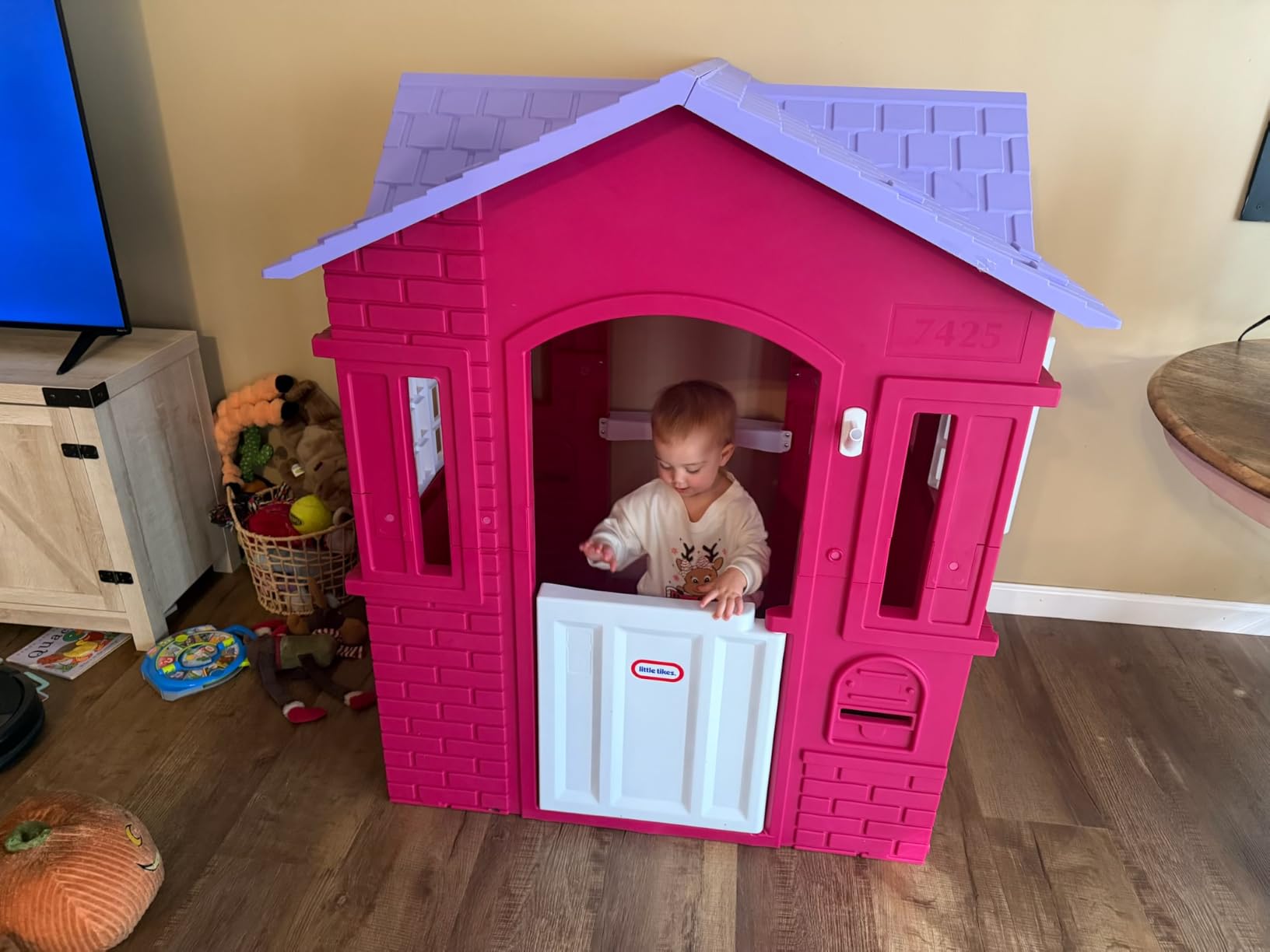 Little Tikes Cape Cottage Playhouse - Blue Large customer photo 1