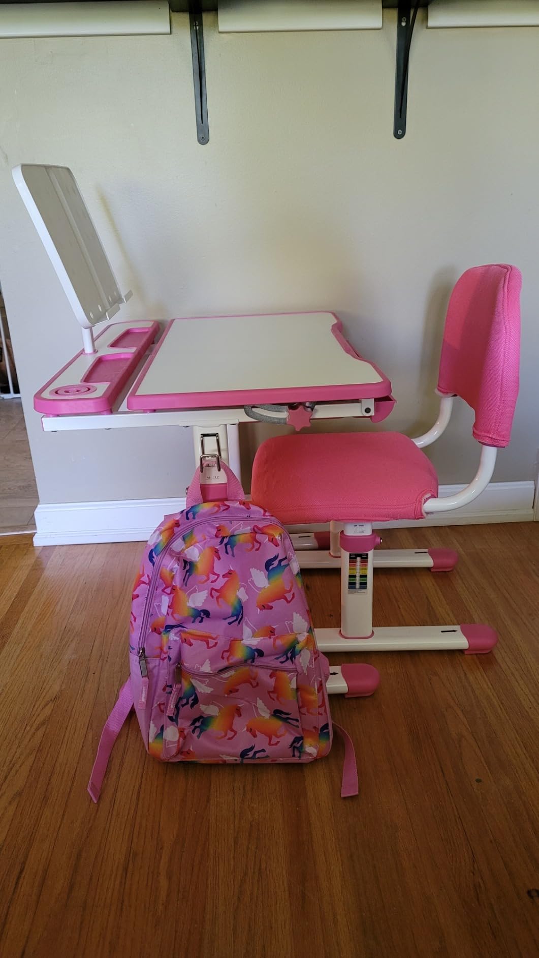 Artist hand Height Adjustable Kids Desk and Chair Set with LED Light,Drawer | Ergonomic Kids Desk with Tiltable Desktop, Kids Drawing Table Study Desk for Kids 3-12 Boys Girls customer photo 1