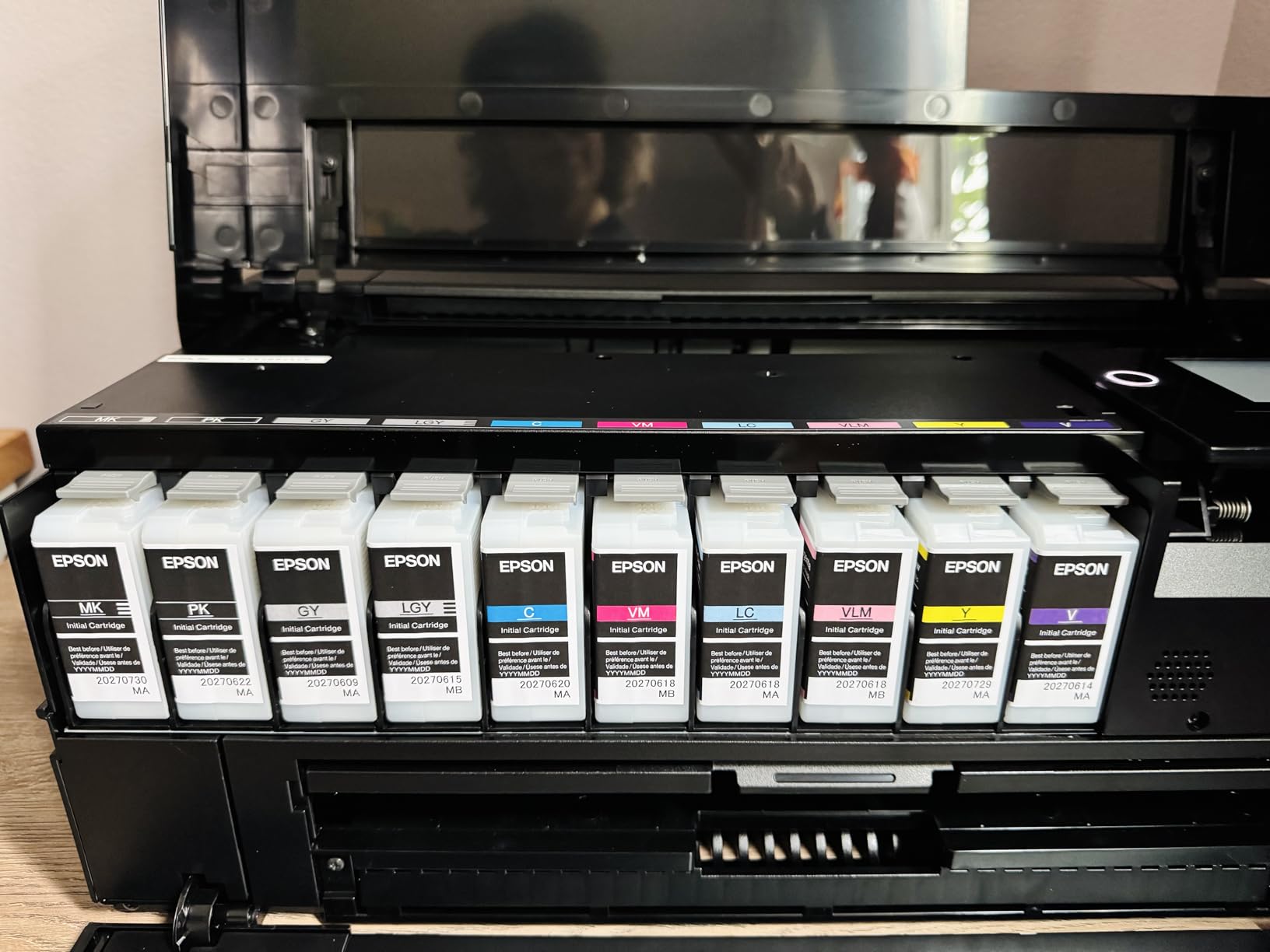 Epson SureColor P700 13-Inch Professional Photo Printer, Wireless, 10-Channel MicroPiezo AMC Printhead customer photo 2