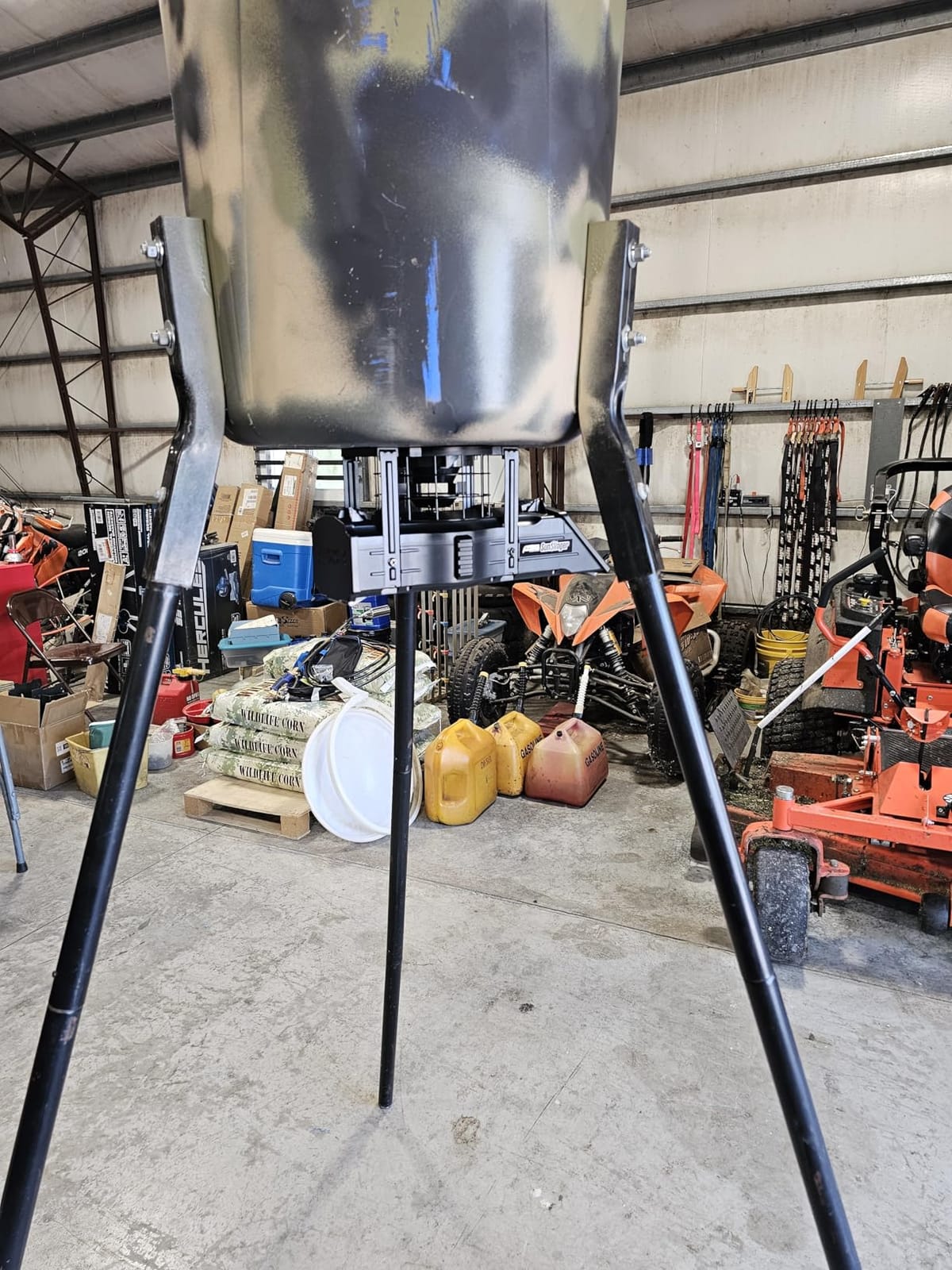 American Hunter Sunslinger Digital Weather Resistant Hunting Deer Game Feeder Kit with Integrated Solar Panel (6v Spring Top Battery Sold Separately) |Metal Spin Plate | Easy Setup customer photo 1