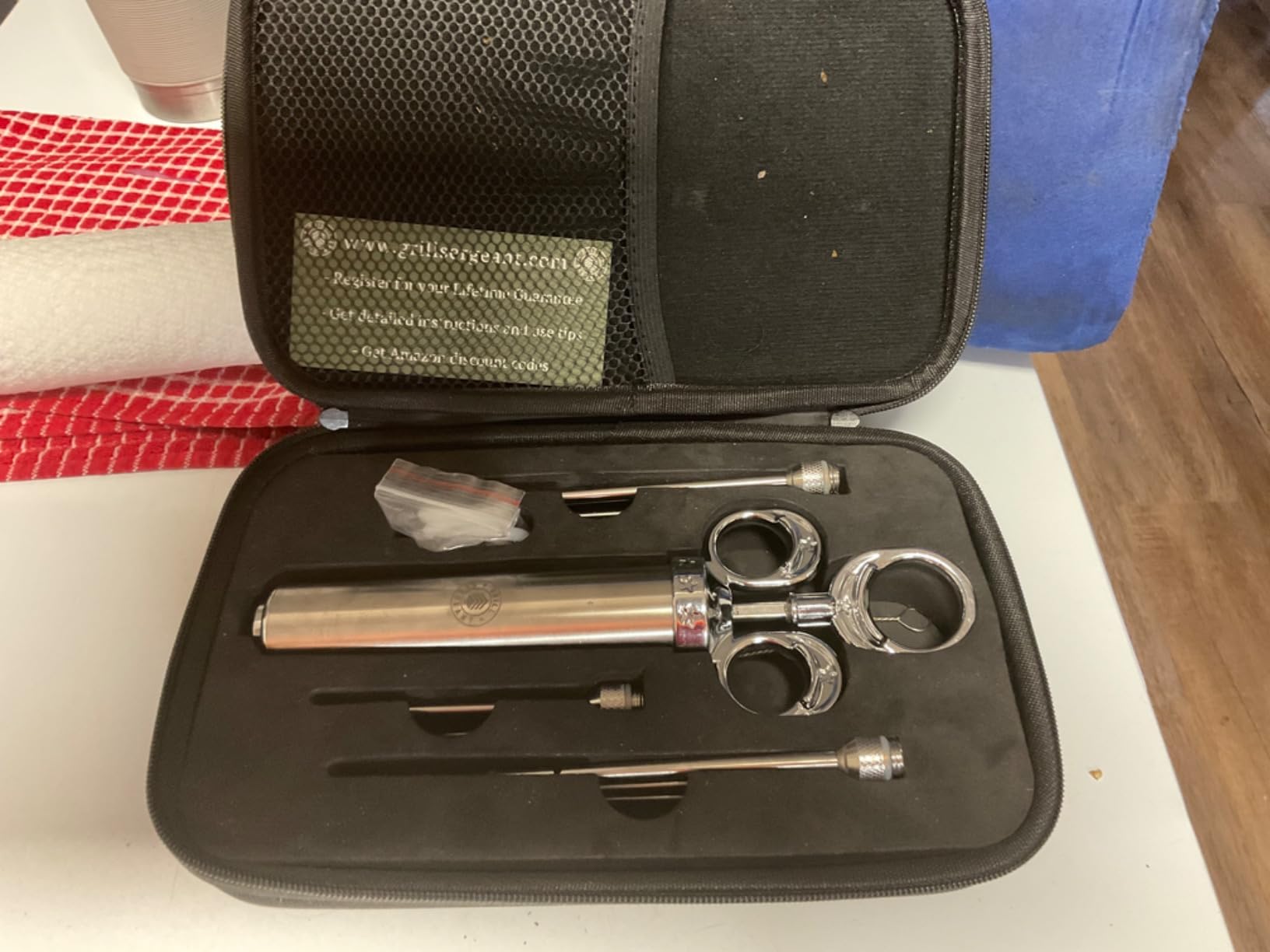 GRILL SERGEANT Professional Meat Injector, Marinade Syringe Set, Forever Guarantee, Zippered Storage and Travel Case, 304 Stainless Steel, 6 Needles, 2.5 oz Capacity customer photo 1