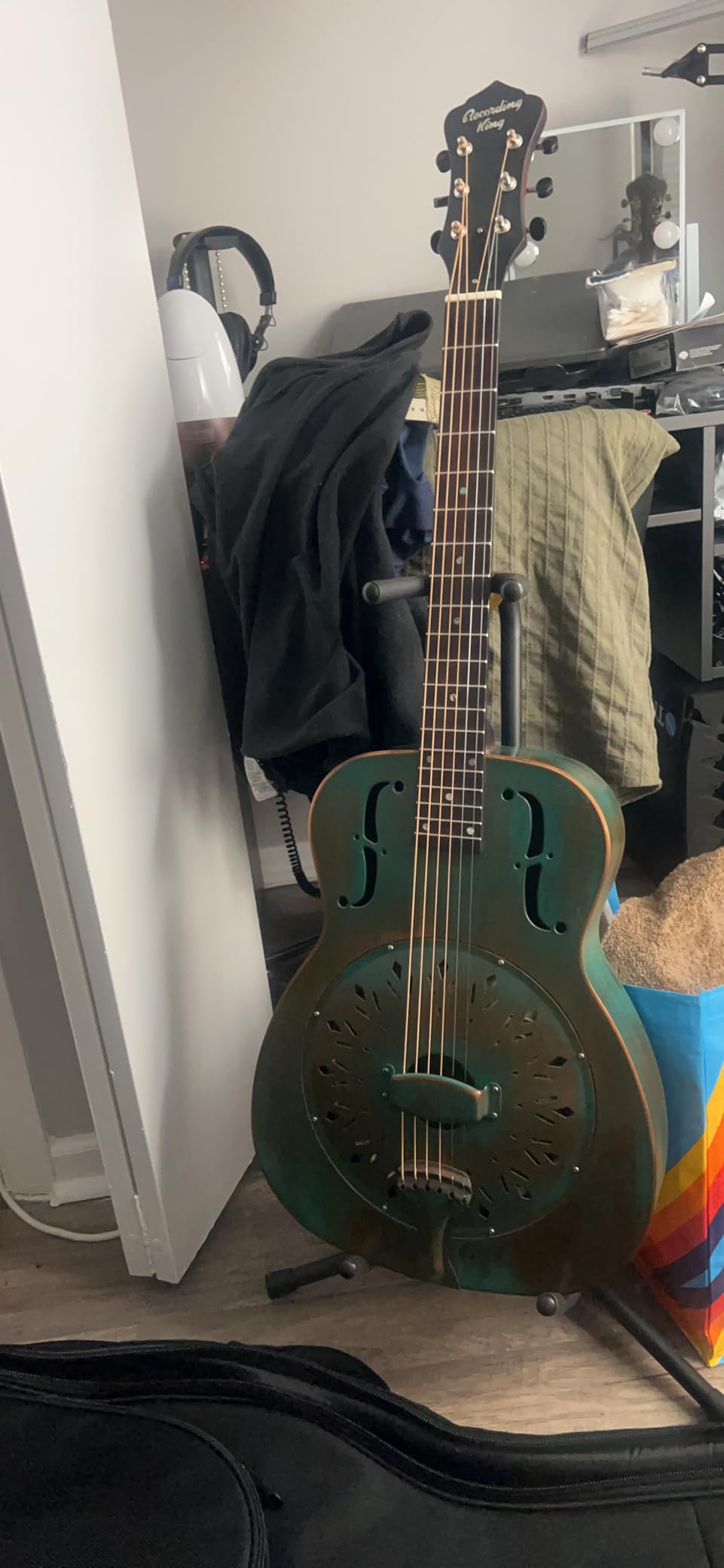 Recording King Swamp Dog Resonator, Style-0, Chicken Foot Coverplate customer photo 2