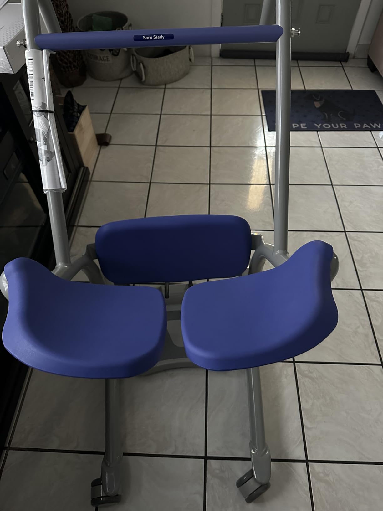 Arjohuntleigh Compact Sara Stedy Sit to Stand Manual Patient Lift Aid | Fully Assembled Elderly Assistance Products | Holds up to 400 Pounds | Intended for Users 4'6