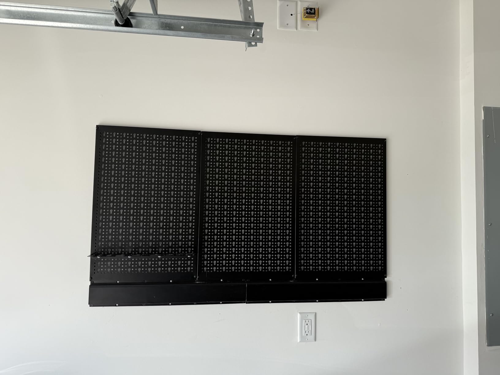 TORACK 109 PCS Pegboard Wall Organizer 48x24 in, Garage Metal Pegboard | Utility Tool Storage Pegboard Kit, with Pegboard Hooks and Accessories, Wall Mounted Storage Bins & Shelf customer photo 2
