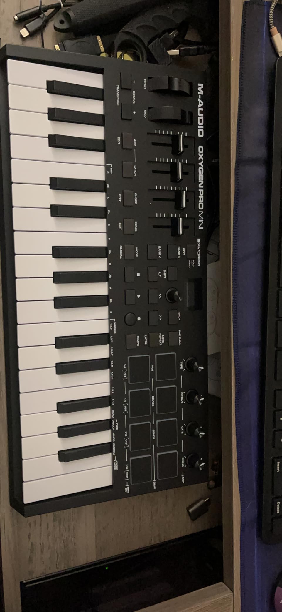 M-Audio Oxygen Pro Mini 32 USB MIDI Keyboard Controller customer photo 1
