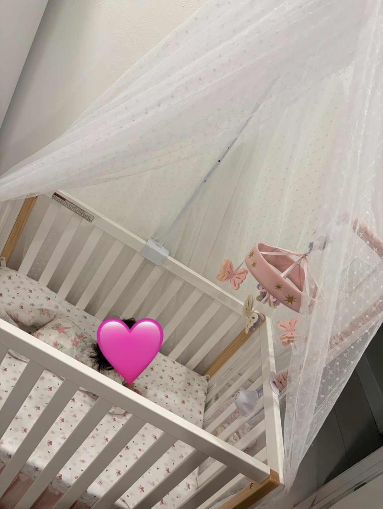 Delta Children Gio Mini Crib with 2.75-Inch Mattress Included, Bianca White/Natural customer photo 1