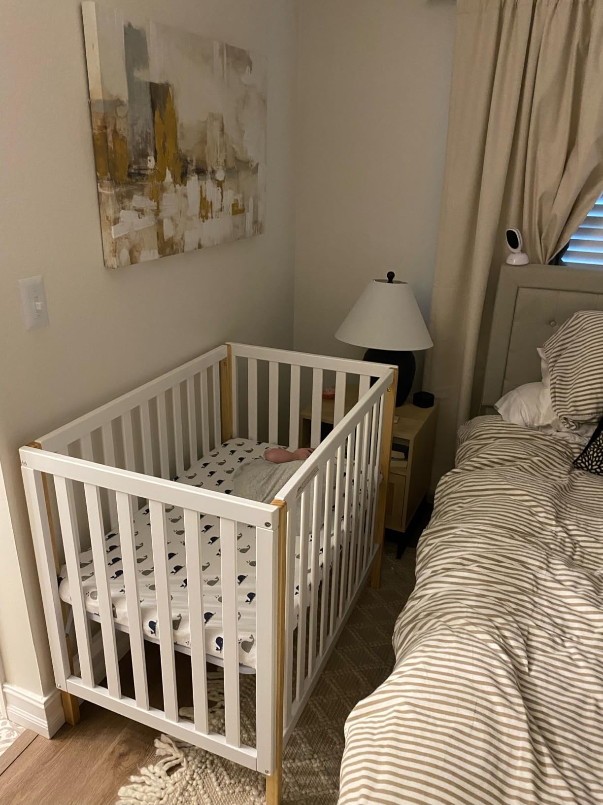 Delta Children Gio Mini Crib with 2.75-Inch Mattress Included, Bianca White/Natural customer photo 2