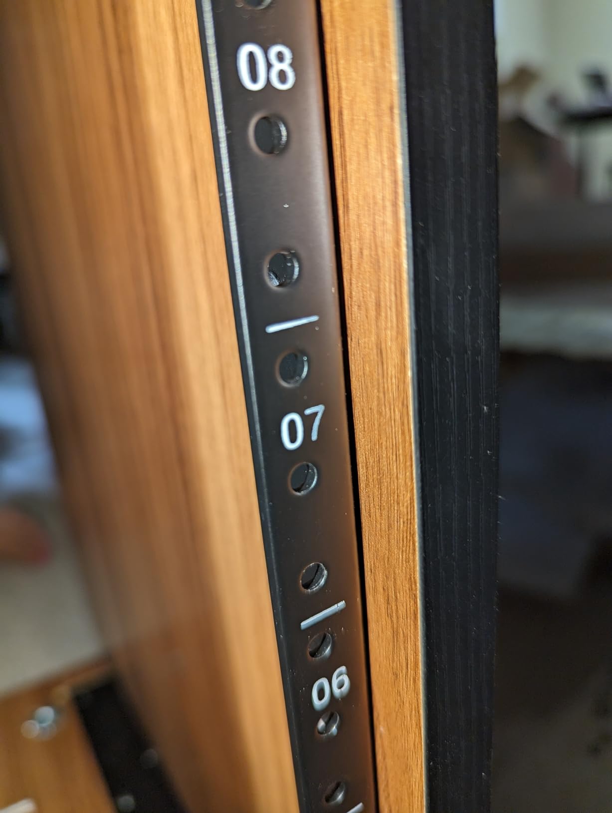 Sound Town DIY 8U Studio Rack with Furniture Grade Walnut Laminate (SDRK-8WN) customer photo 1