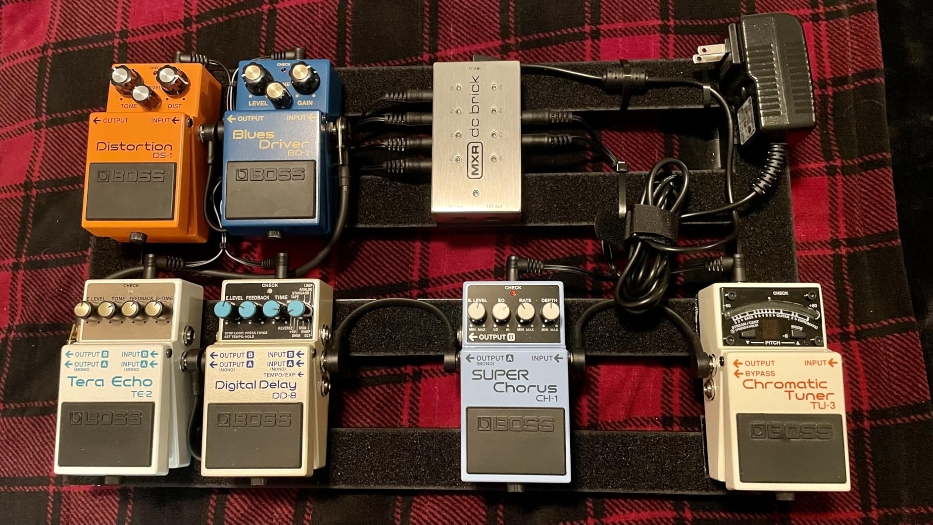 Ghost Fire Guitar Pedal Board Aluminum Alloy Effect Pedalboard, V Series (V-BABY1-PB(13.7''x5.5'')) customer photo 2
