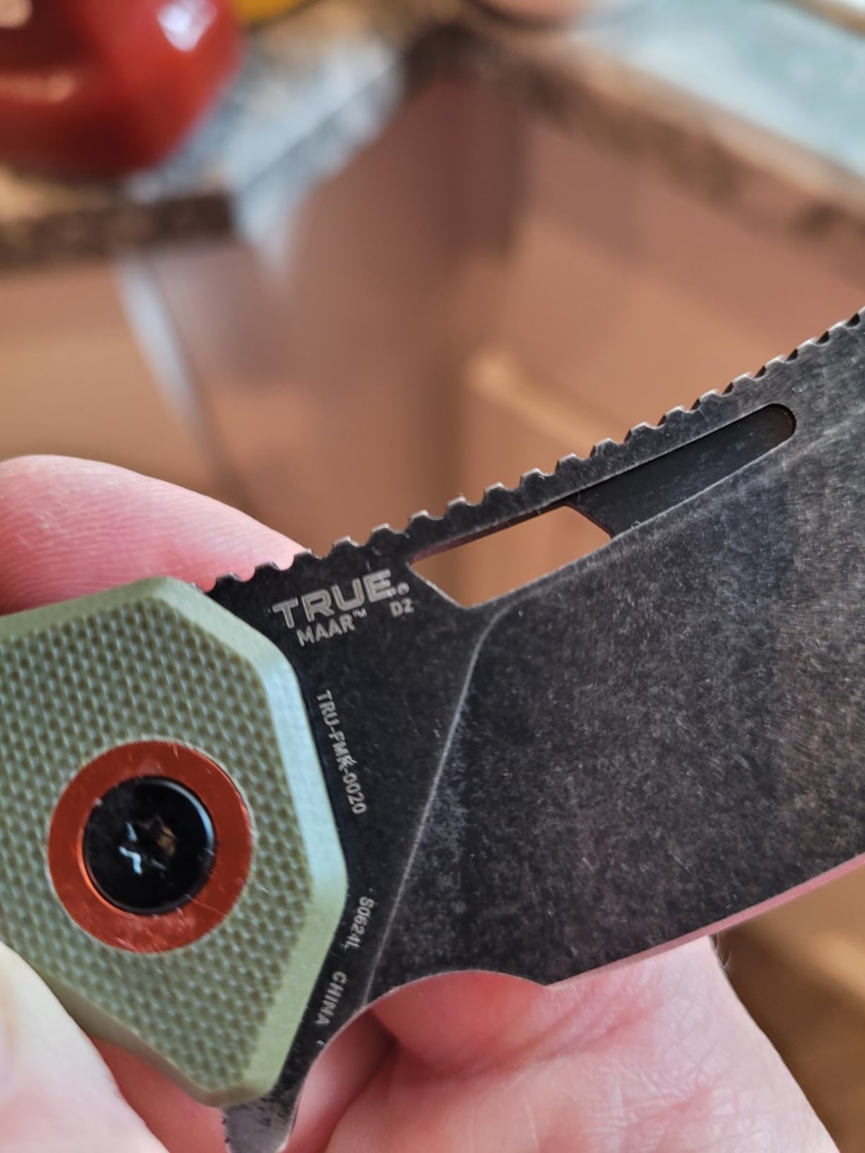 TRUE Maar Folding Pocket Knife, 3.5in Blade Length, Large - Black | D2 Steel, Black Oxide & Stonewash Finish, G10 Handle, EDC, Oversized-Pocket Knife, Deep Carry Clip customer photo 1