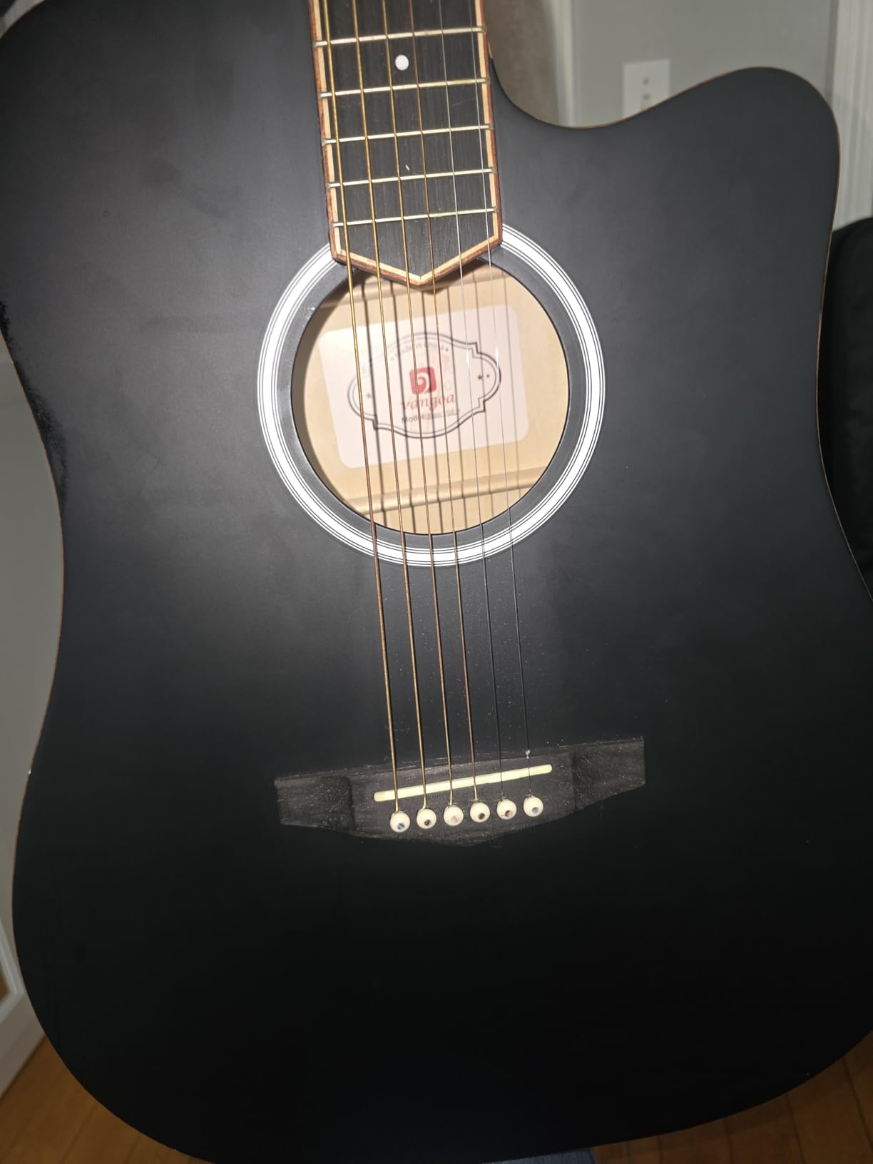 Vangoa Acoustic Electric Guitar Bundle for Beginners Adults Teens Full Size Cutaway Acoustic Guitar with Built-in Pickups, Wooden Bindings, Upgraded Starter Kit, Matte Black customer photo 2
