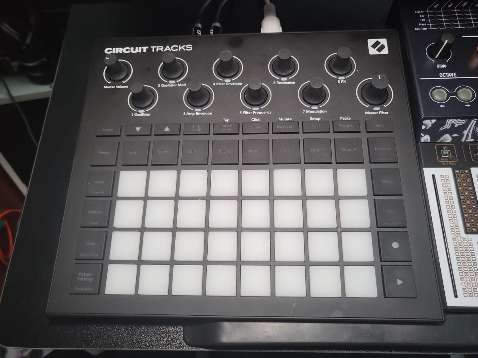 Novation Circuit Rhythm Sampler and Groovebox customer photo 1