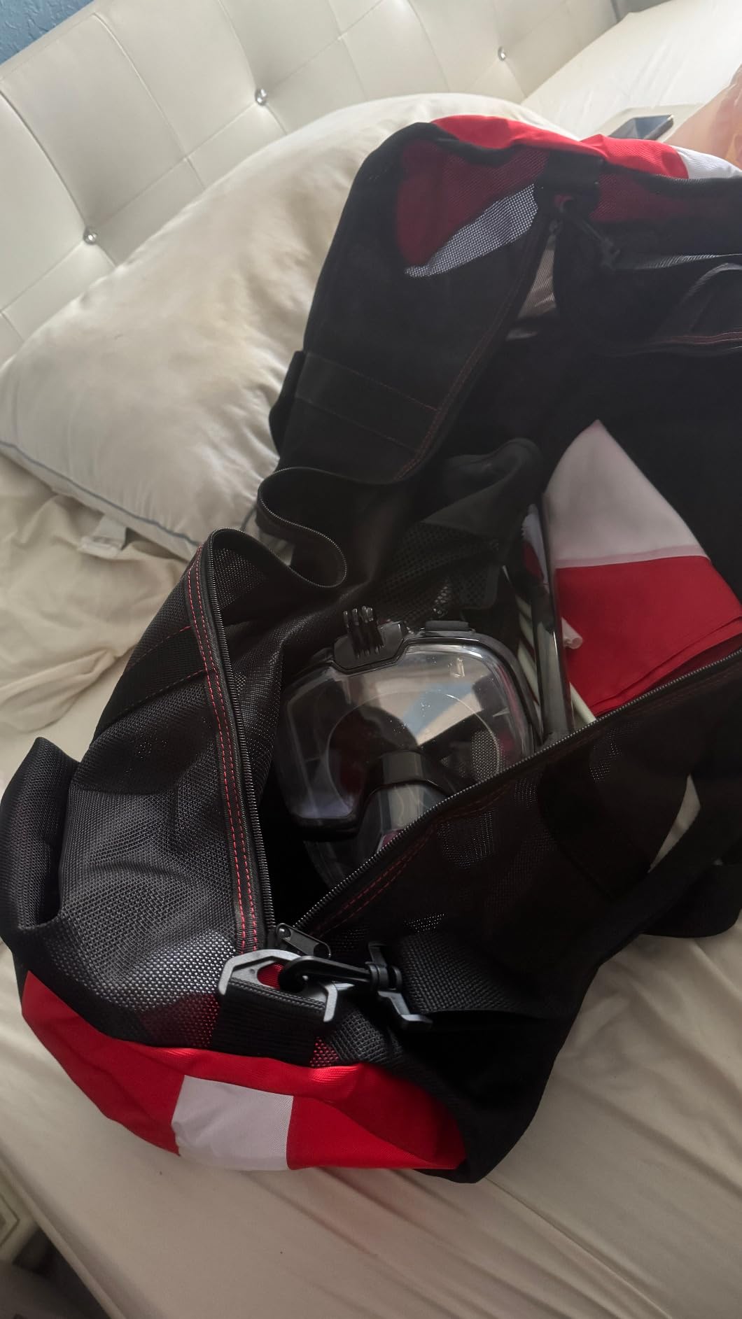 Mesh Duffle Bag, 28'' Large Dive Bag for Scuba Diving and Snorkeling Gear | Scuba Bag with Padded Removeable Adjustable Shoulder Strap and Wrap Handle for Diving, Snorkeling, Freediving, Swimming customer photo 1