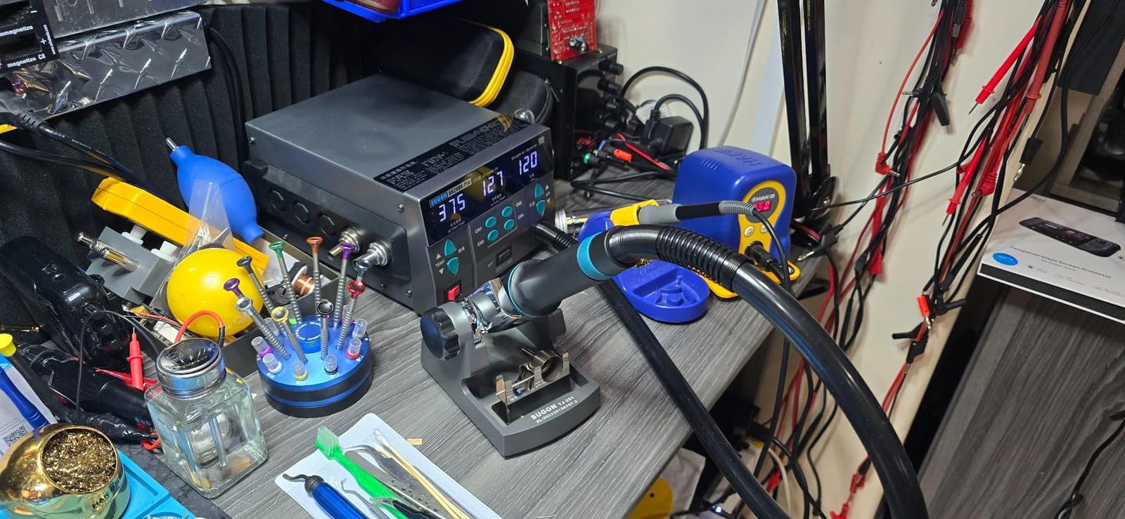 SUGON 8620DX 110V Digital Hot Air Rework Station 1300W, 212℉-845℉ Adjustable Temperature C/F, 4 Memory Storage, 6 Air Nozzle, SMD Hot Air Station with Quick Change High Temperature Air Nozzle Bracket customer photo 1