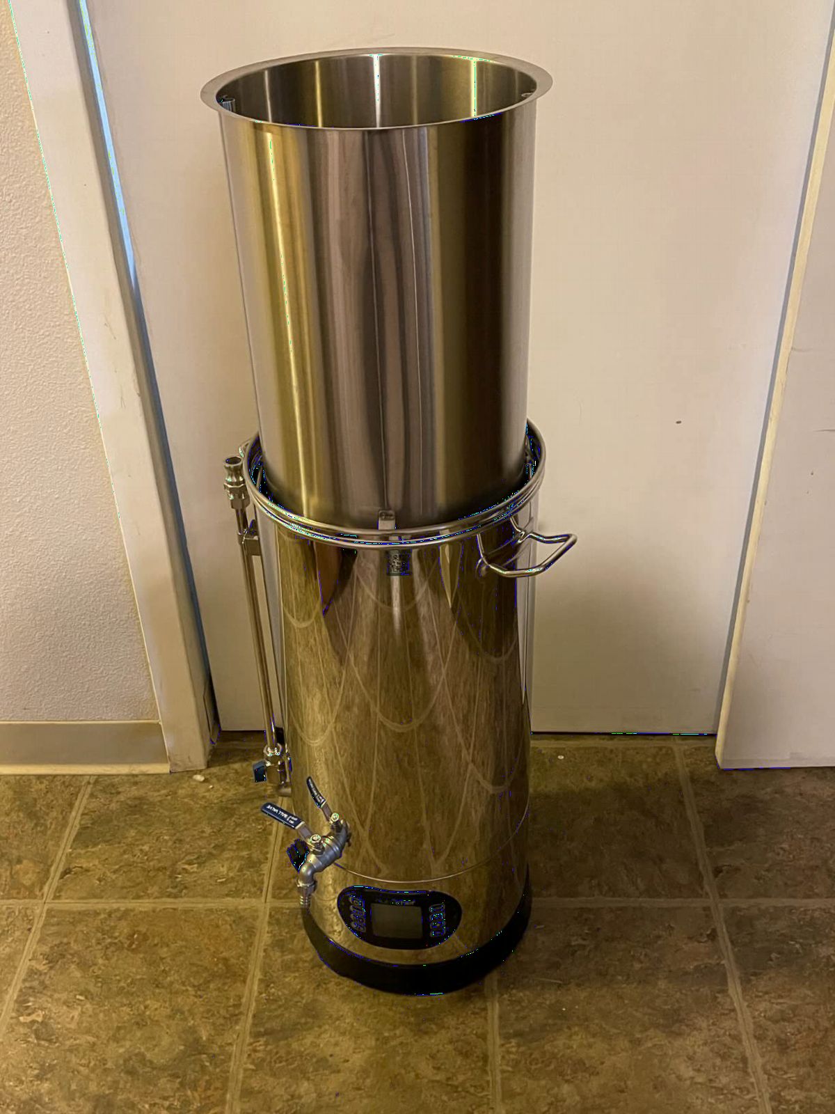 NutriChef All In One Home Beer Brewing Mash and Boil Device with Circulation Pump 5-Piece Maker Machine Set 9 Gallon 1600w Max w/LCD Display Programmable Multi-Step Control System, Stainless Steel customer photo 2