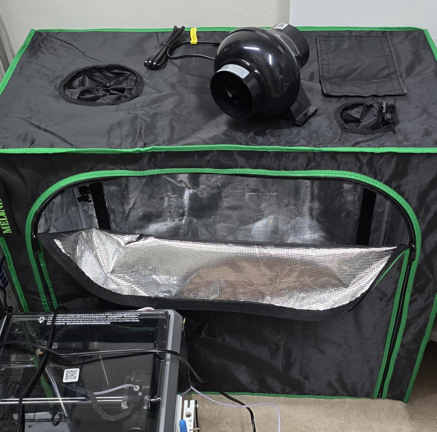 2x2 Grow Tent, 24