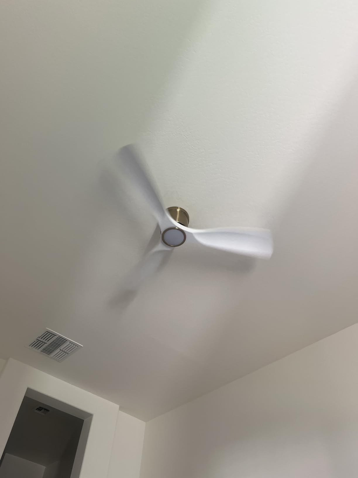 OFANTOP 52 Inch Modern White Gold Smart Ceiling Fan with Light and Remote | Whisper-Quiet & Powerful Airflow, 3-Color Dimmable LED with Memory, Reversible Motor, Timer, for Bedroom Living Room customer photo 1