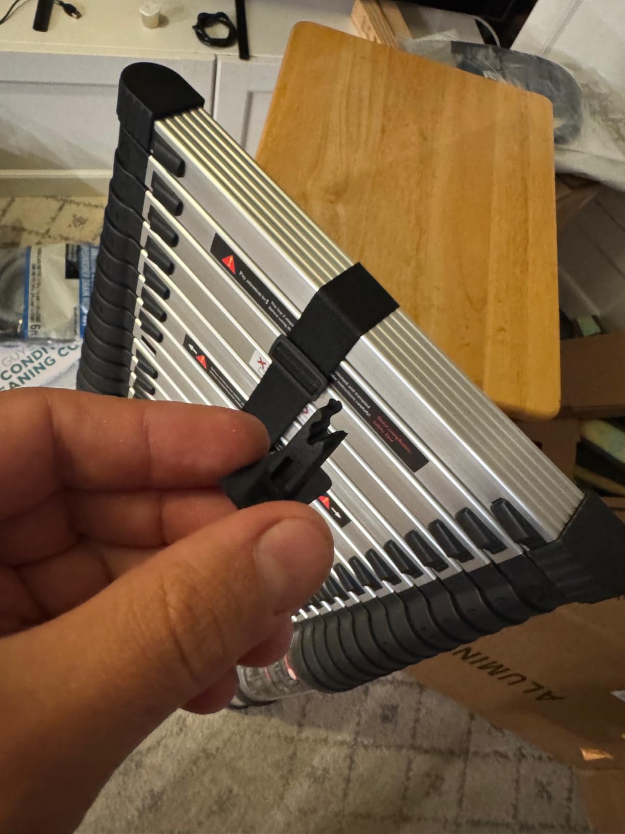 Telescoping Extension Ladder 14.5 FT, Folding Telescopic Aluminum Ladders, Lightweight Collapsible Ladder Step for RV Roof Attic Home, 330 LB Capacity (14.5 FT) customer photo 2