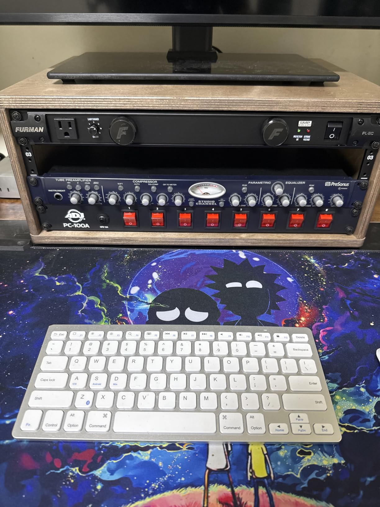 Sound Town DIY 4U Studio Rack with Baltic Birch Plywood, Golden Oak (SDRK-Y4) customer photo 2