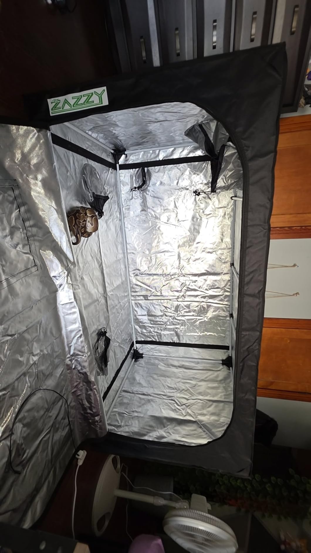 2x2 Grow Tent 24