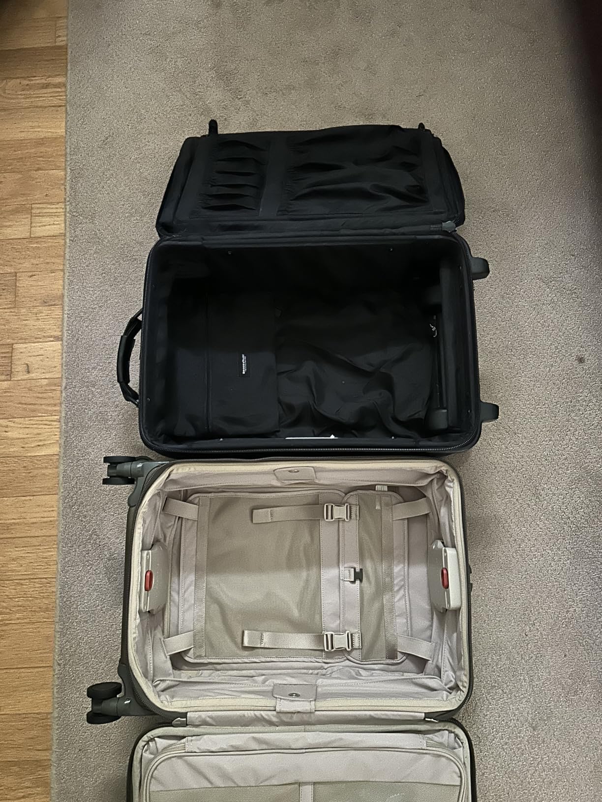 Briggs & Riley Essential 22