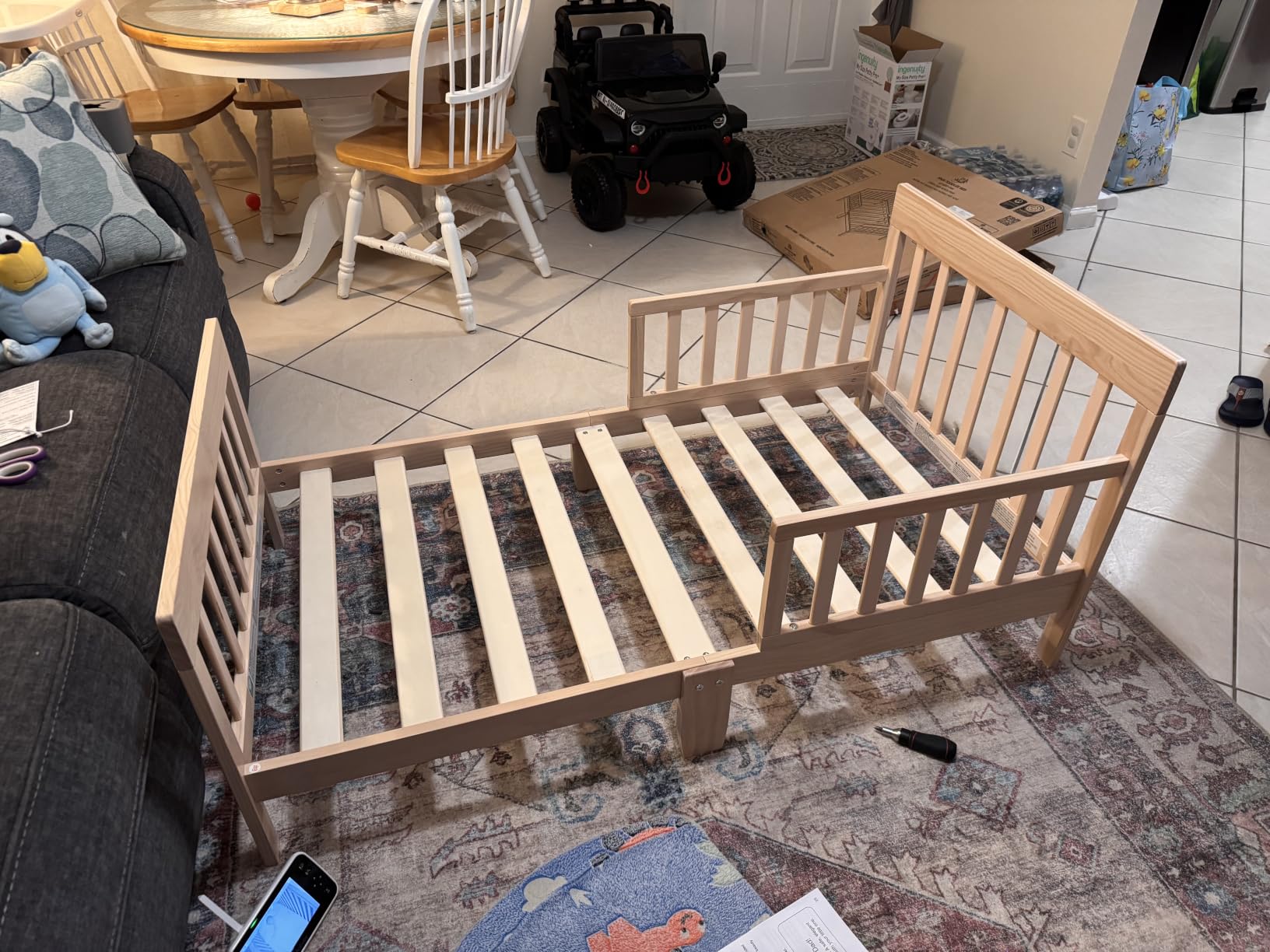 Dream On Me Finn Toddler Bed, Low Floor Wooden Bed, Side Safety Bed Rails, GREENGUARD Gold & BSA Certified, Non-Toxic Paint Finish, New Zealand Pinewood, up to 50 lbs - Pink customer photo 2
