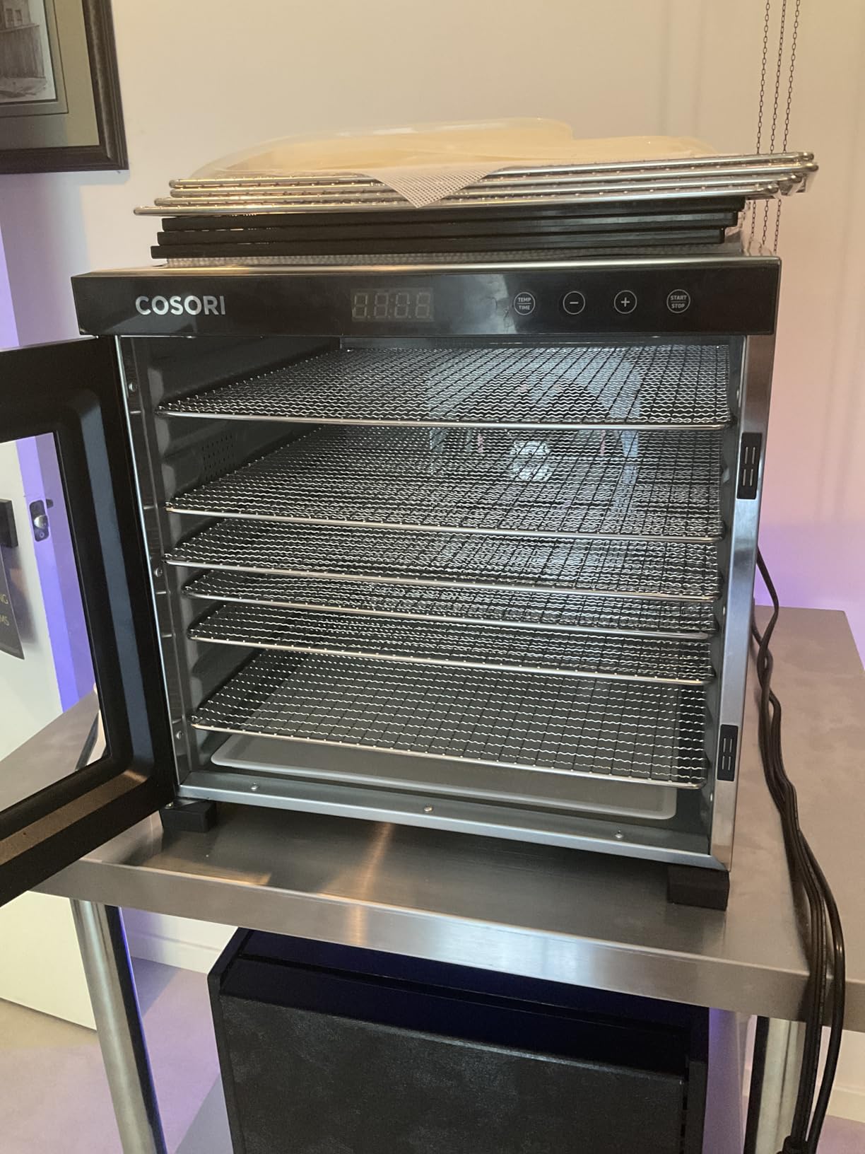 Cosori Food Dehydrator, 10 Stainless Steel Trays with 16.2 ft² Drying Space customer photo 2