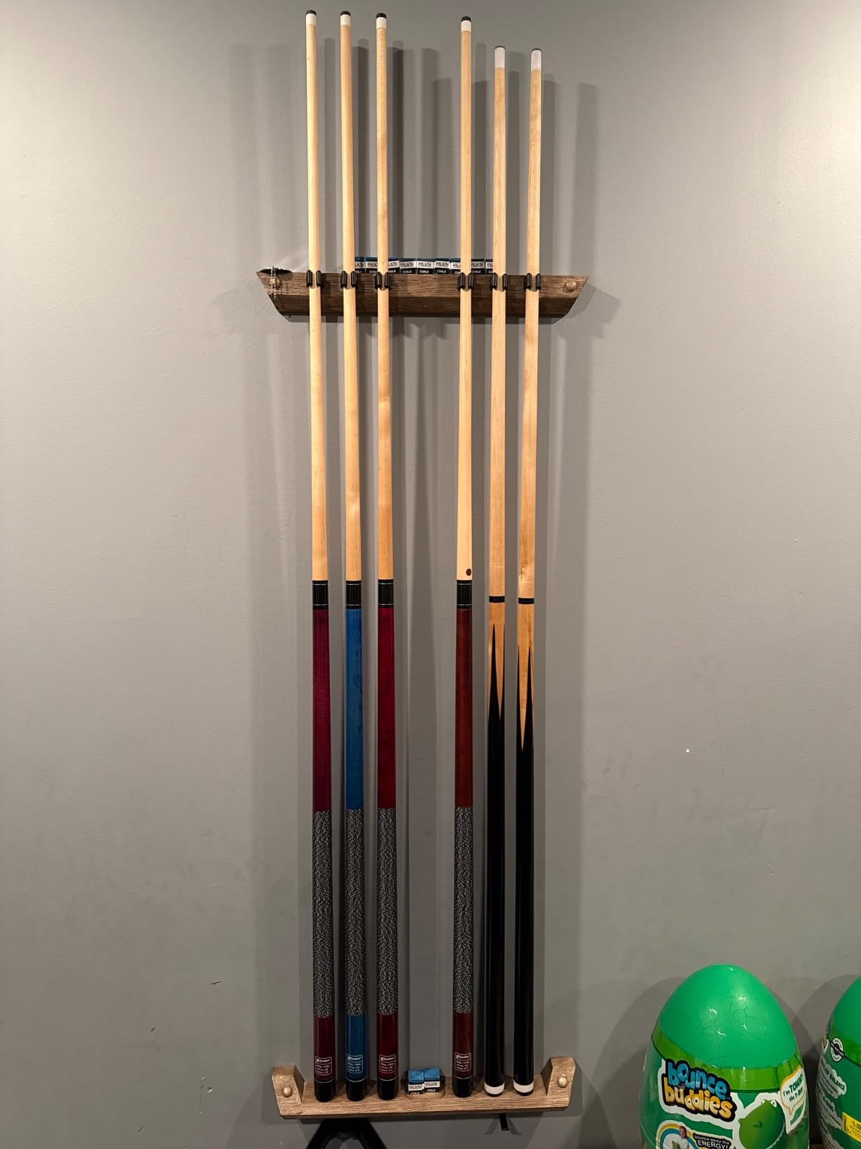 Pool Cues Set of 4, 58