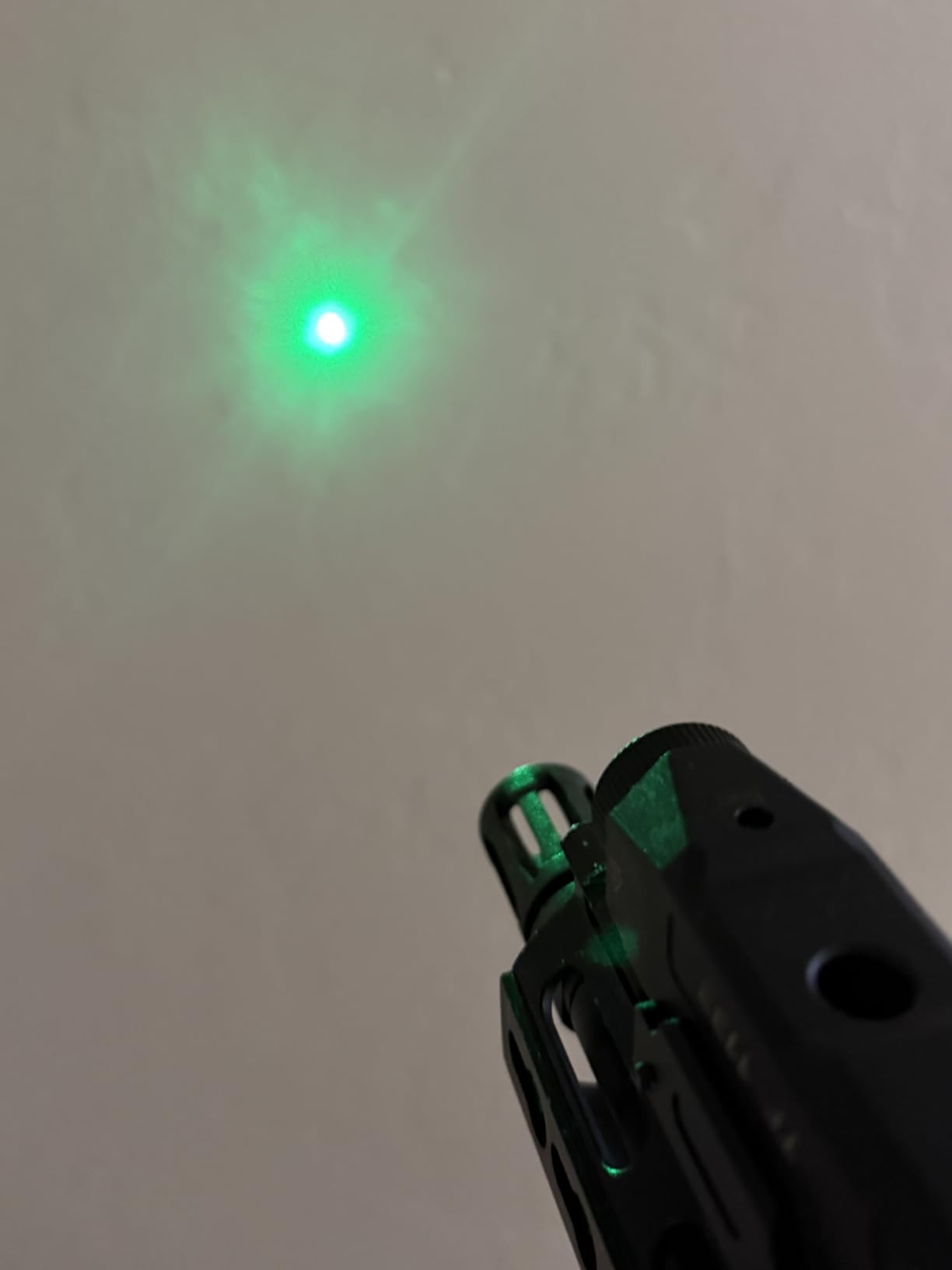 TOUGHSOUL Tactical Flashlight Green Laser Sight Combo | 1750 Lumen Picatinny Rail MLOK Mounted Rifle Flashlight (Green Laser) customer photo 2