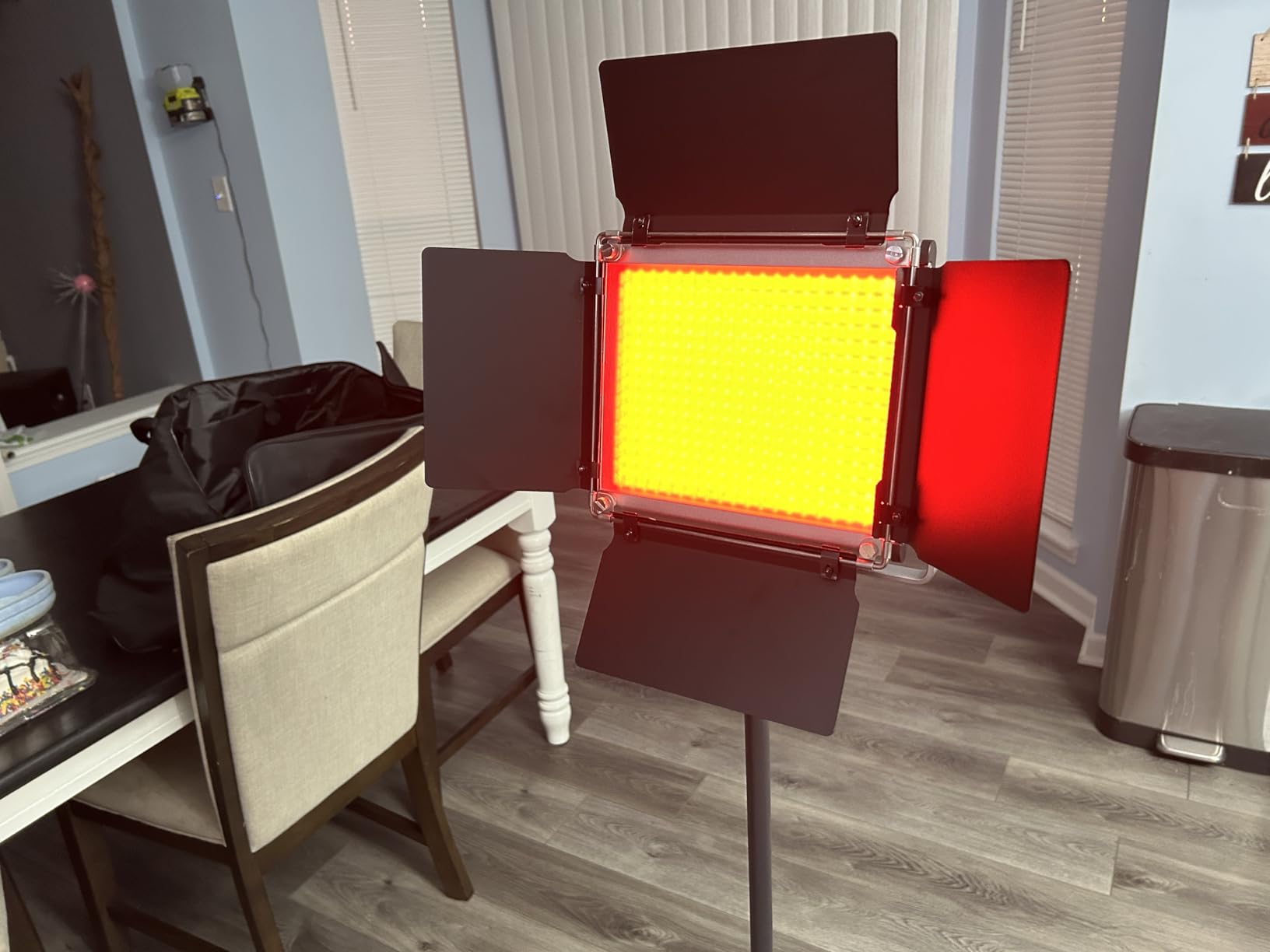 NEEWER Upgraded 660 PRO II RGB LED Video Light with App Control & Tripod Stand Kit, 2 Pack 50W/1% Min Dimming/CRI97+/3200-5600K for Game Streaming YouTube Studio, Bluetooth customer photo 2