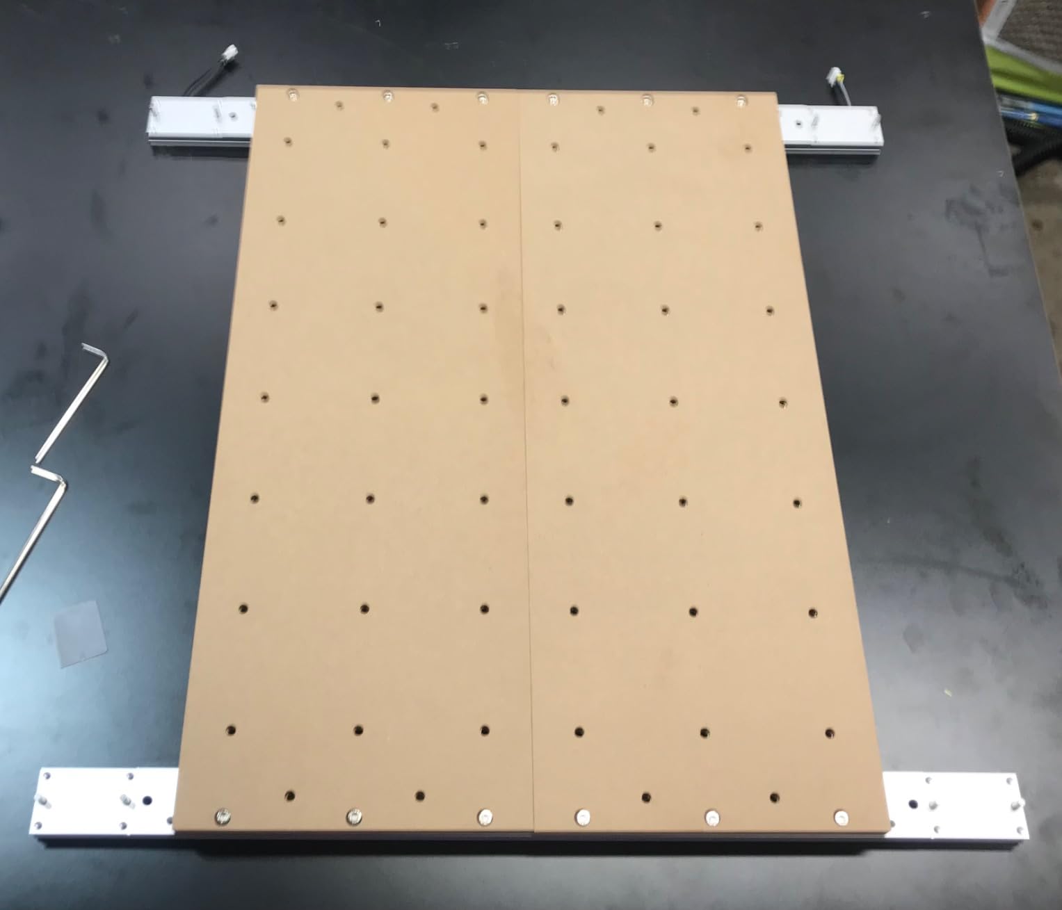Genmitsu 4040-PRO CNC Router Machine for Metal Acrylic Cutting Milling | Upgraded Version, GRBL Control, Lead Screw Driven, 3-Axis Engraving, 17.1'' x 15.7'' x 3.1'' Working Area customer photo 1