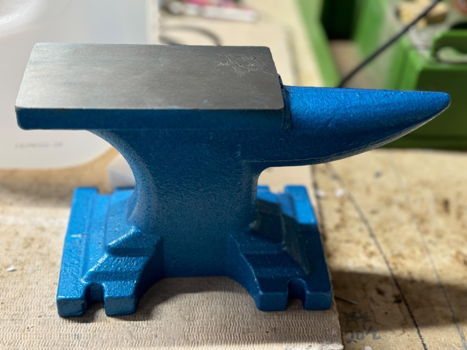 HimaPro Single Horn Anvil for Blacksmith Blue - Cast Iron Anvil - A Wonderful Tool for Jewelry Making and Metal Stamping (24 LBS) customer photo 2