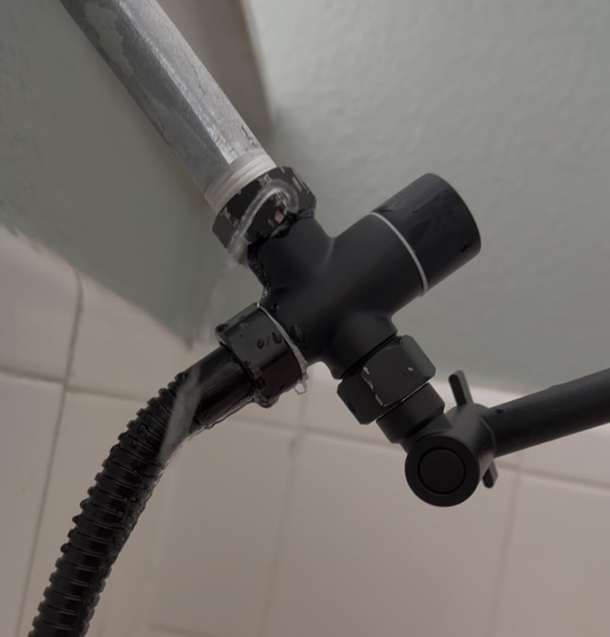 Hibbent All Metal CUPC Certified 10'' Rainfall Shower Head, Dual Shower Head Combo, High Pressure Handheld 4 Sprays Shower Wand, 16'' Adjustable Extension Arm, 71'' Hose, Shower Holder, Matte Black customer photo 1