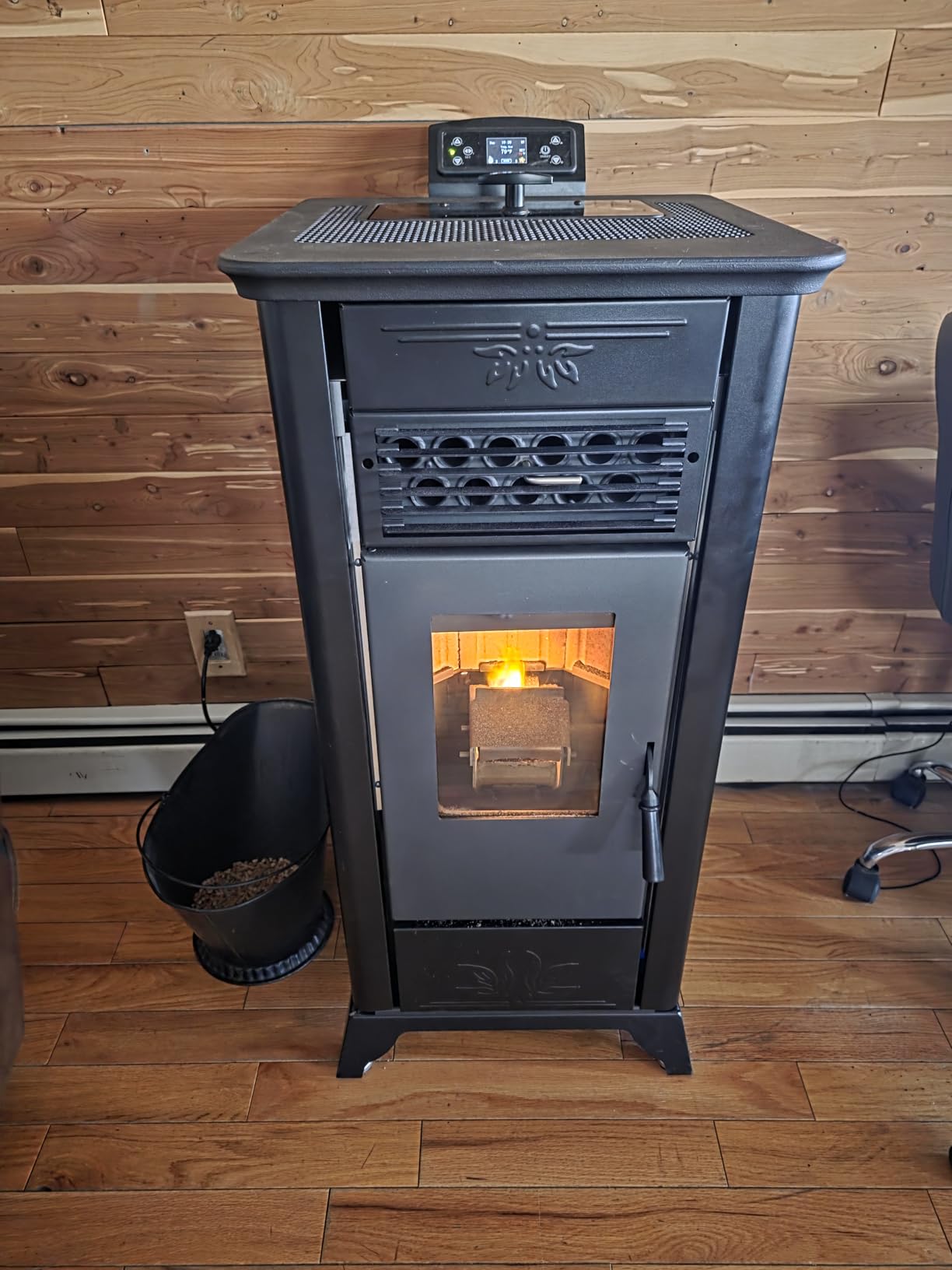 Freedom Stove PS21 Pellet Stove - Freestanding Heater with Wi-Fi, 24V Battery Backup, Stacked Tube Heat Exchanger, Smart Controls, DIY Ready, 5-Year Warranty customer photo 1