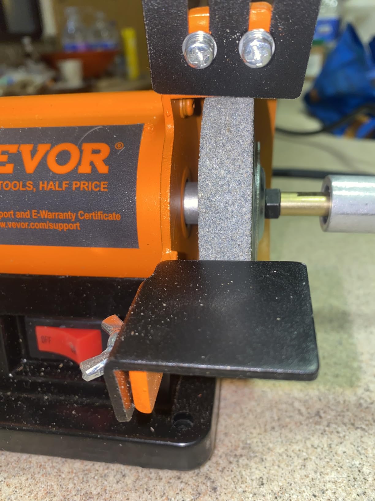 VEVOR Bench Buffer Polisher, Bench Buffer Grinder Polishing & Buffing Machine for Metal/Jewelry/Wood/Jade/Plastic/Silver DIY, with Wool/Abrasive Fiber Wheel/Grinding Wheel,100pcs Tools, 3590RPM customer photo 2