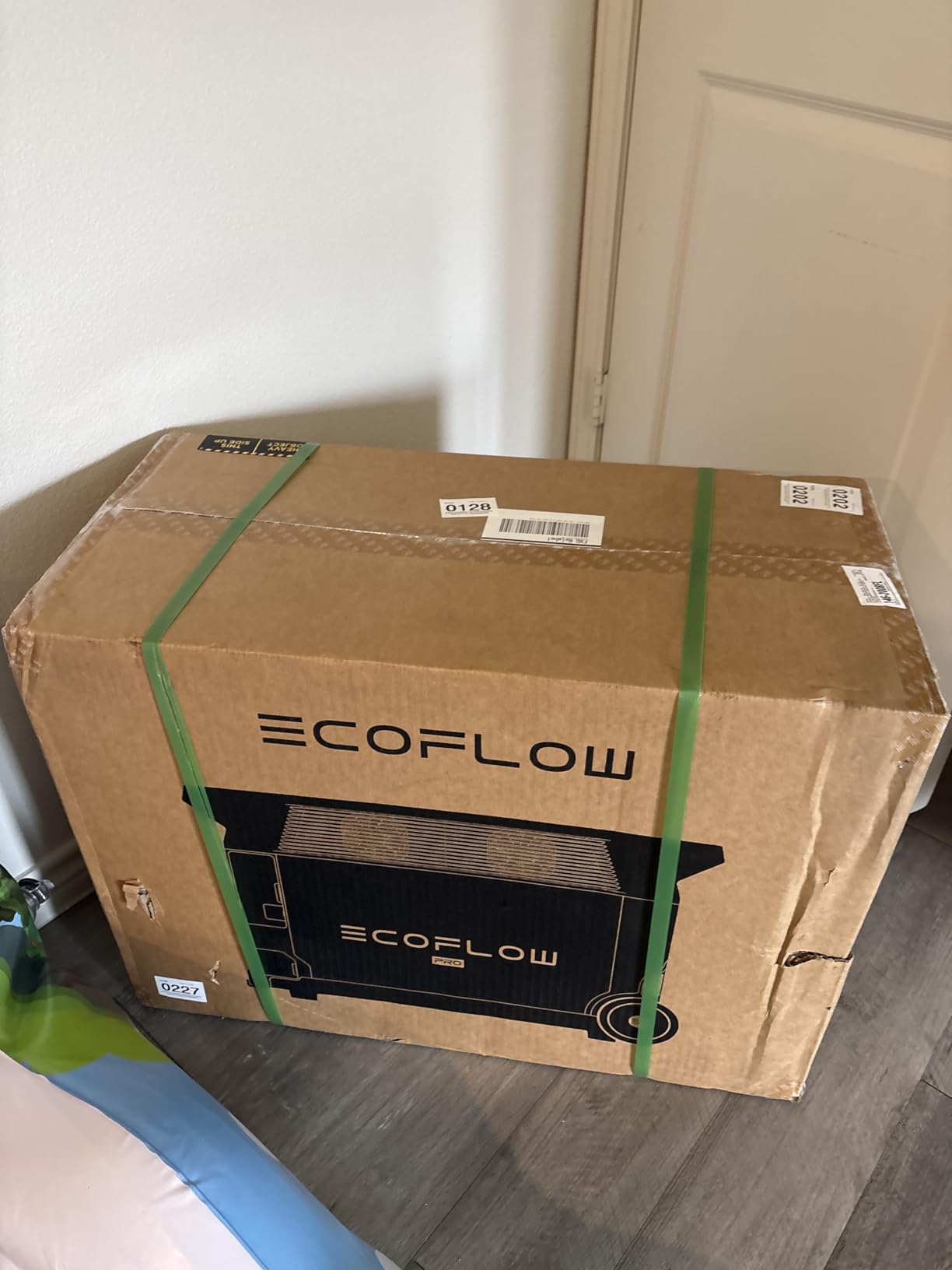 EF ECOFLOW Portable Power Station 3600Wh DELTA Pro, 120V 3600W AC Output | 2.7H Fast Charge, Expandable up to 25kWh, Solar Generator for Home Use customer photo 1