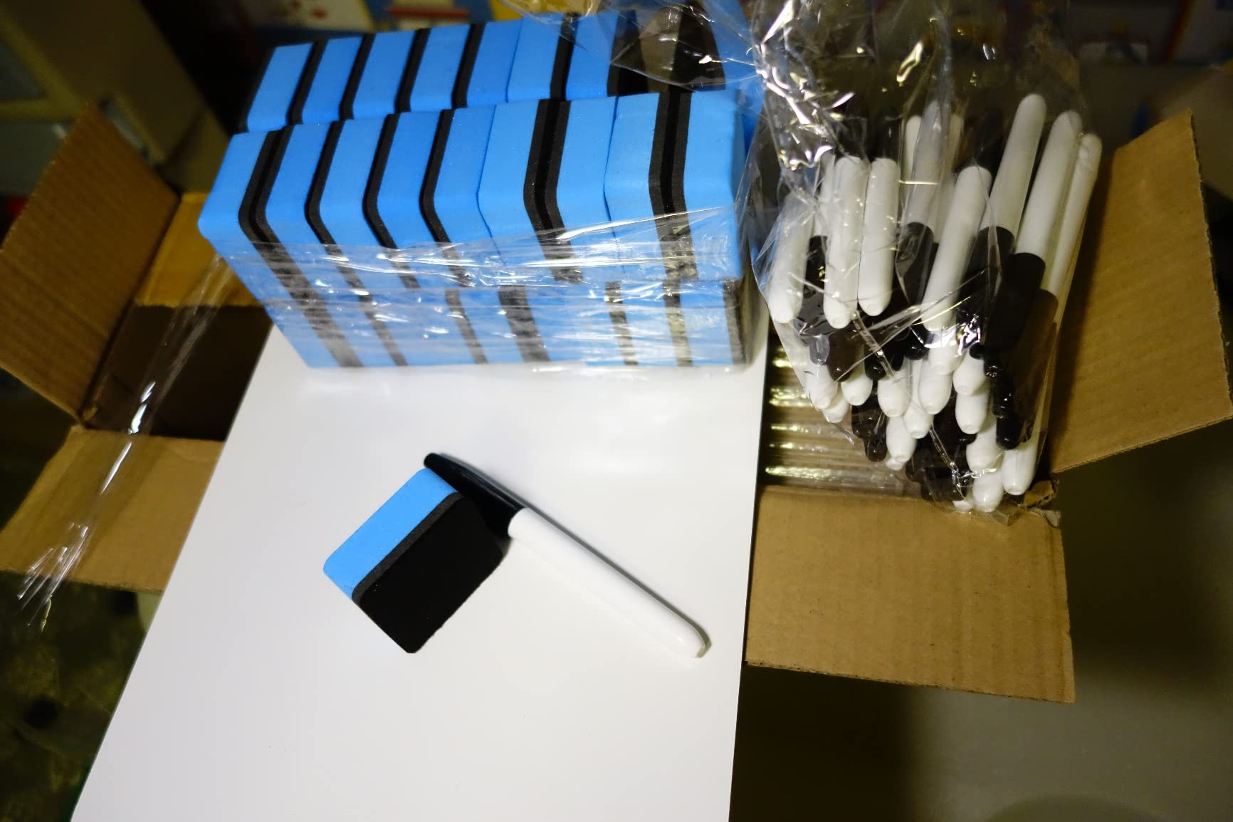 26 Pack Dry Erase Boards with 26 Erasers and 26 Markers, 12.5