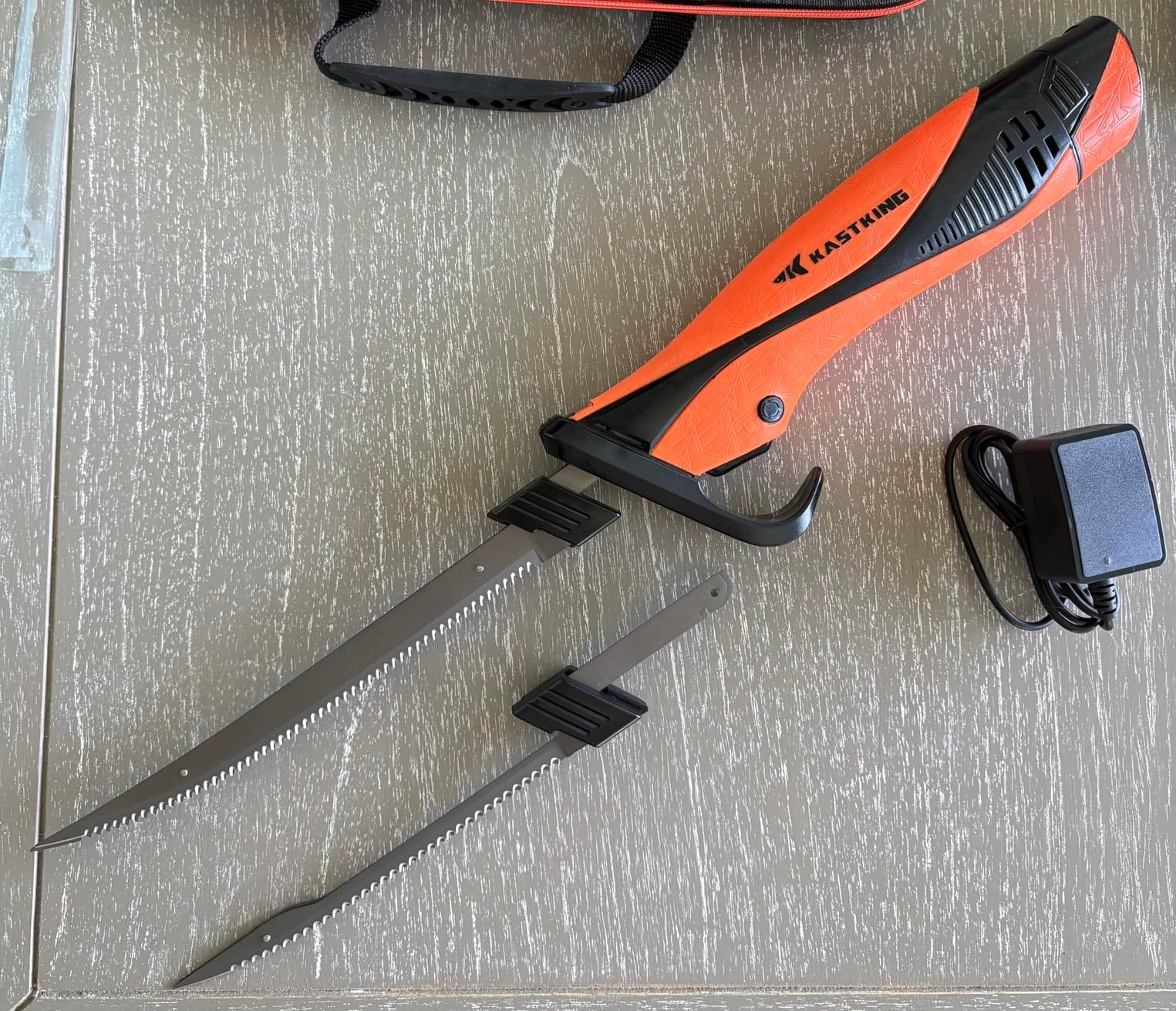 KastKing Speed Demon Pro Lithium-ion Electric Fillet Knife | Cordless Rechargeable Fishing Knife with 2 Blades, High Torque Motor with Extended Battery Life, Ergo Handle, Carry Case customer photo 1