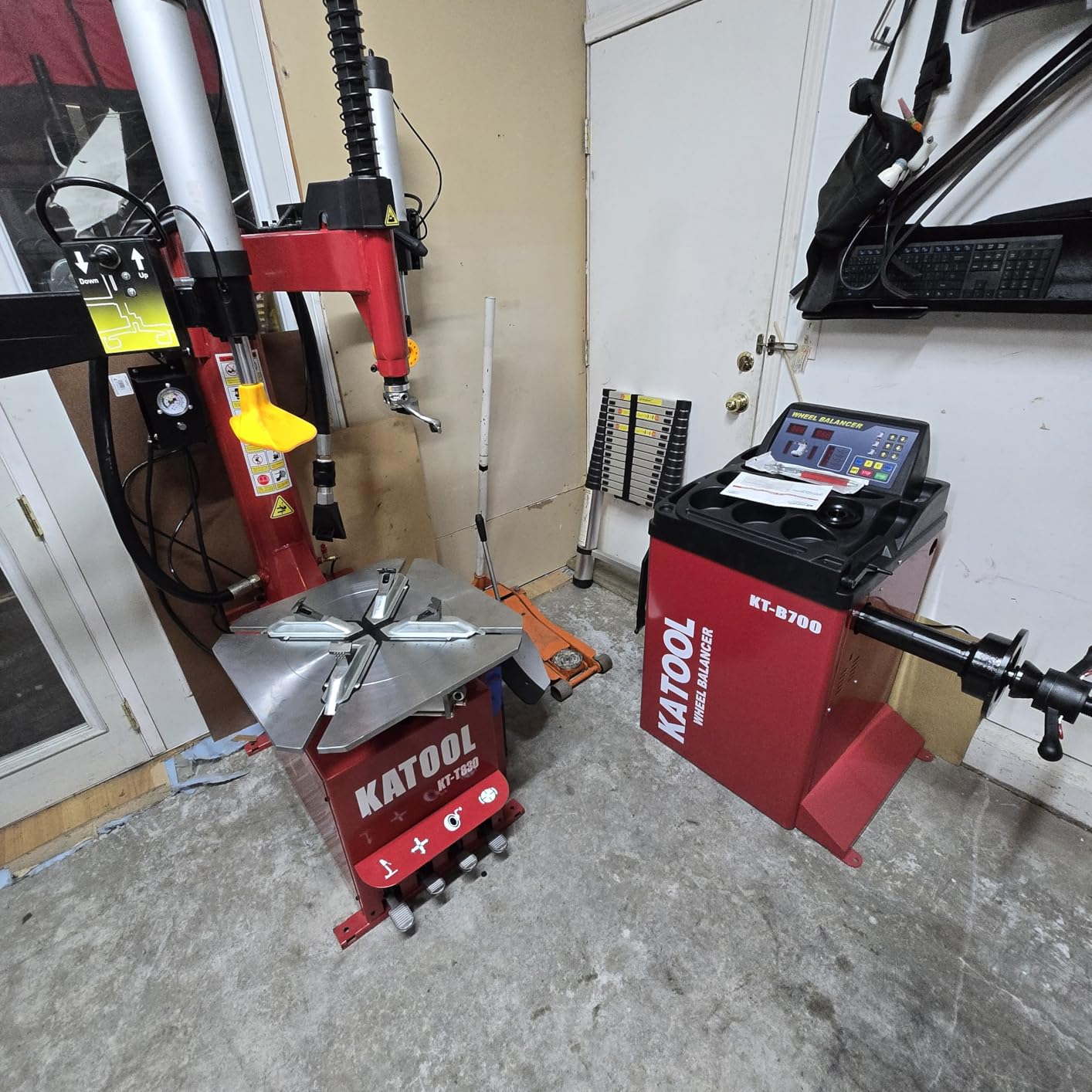 KATOOL 2.0HP Tire Changer Bead Blaster Wheel Balancer Machine Combo KT-T830+KT-B700 Tire Changer Machine, Outside clamp 12-24