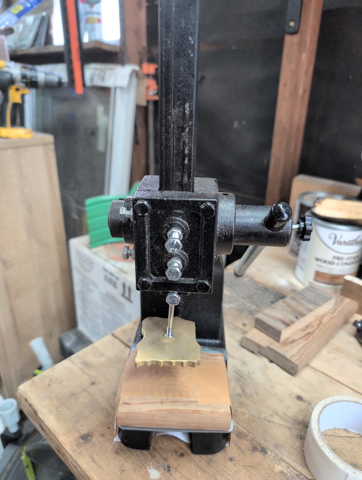 VEVOR Arbor Press, 1 Ton Manual Arbor Press, 5.9