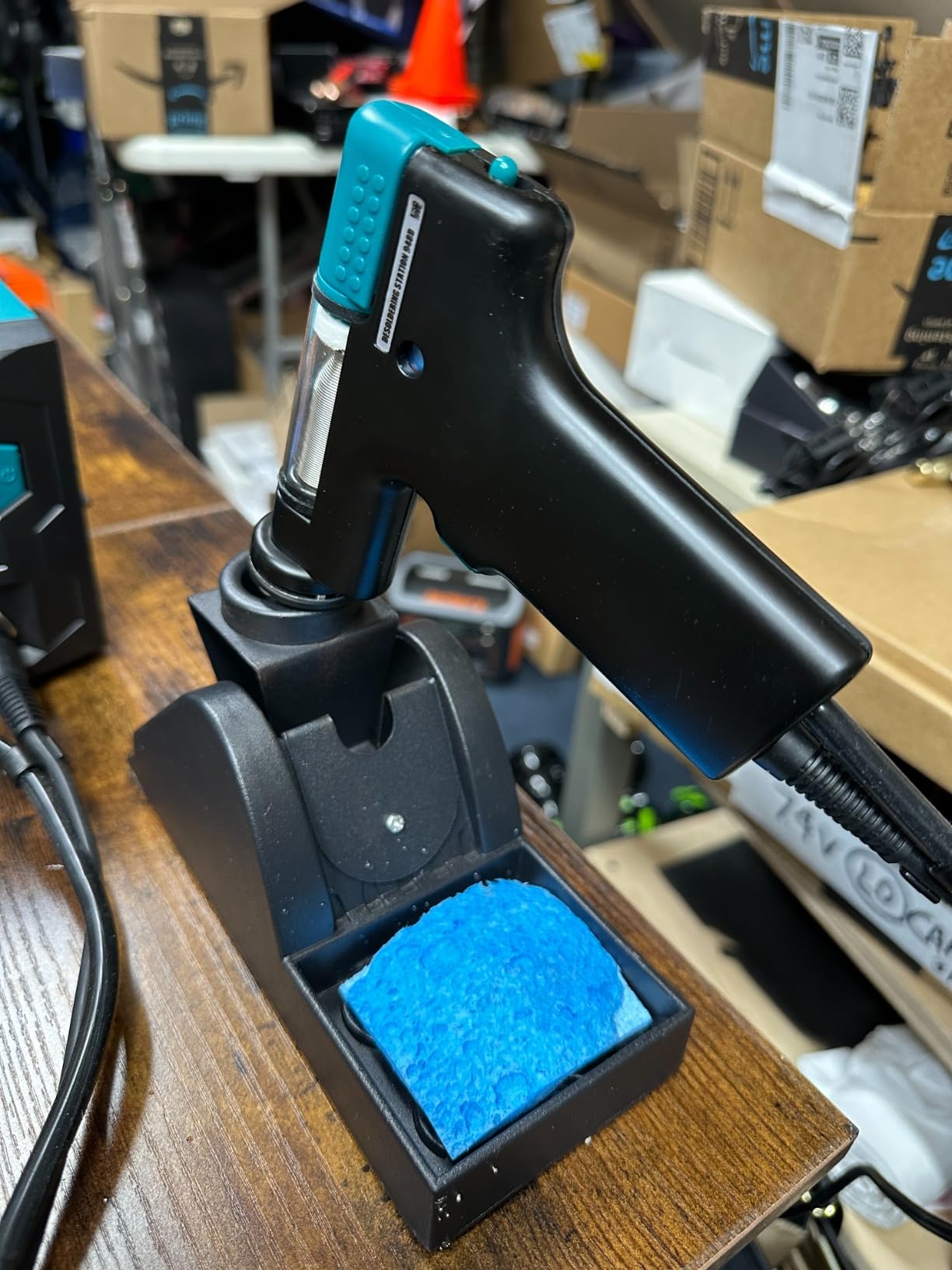 YIHUA 948D III Soldering Iron Desoldering Station Kit with Upgraded Desolder Tool, 110W EVO Solder Iron, Vacuum Pump, 3 Desoldering Nozzles, with Automatic Shutdown, Sleep Mode Functions customer photo 2