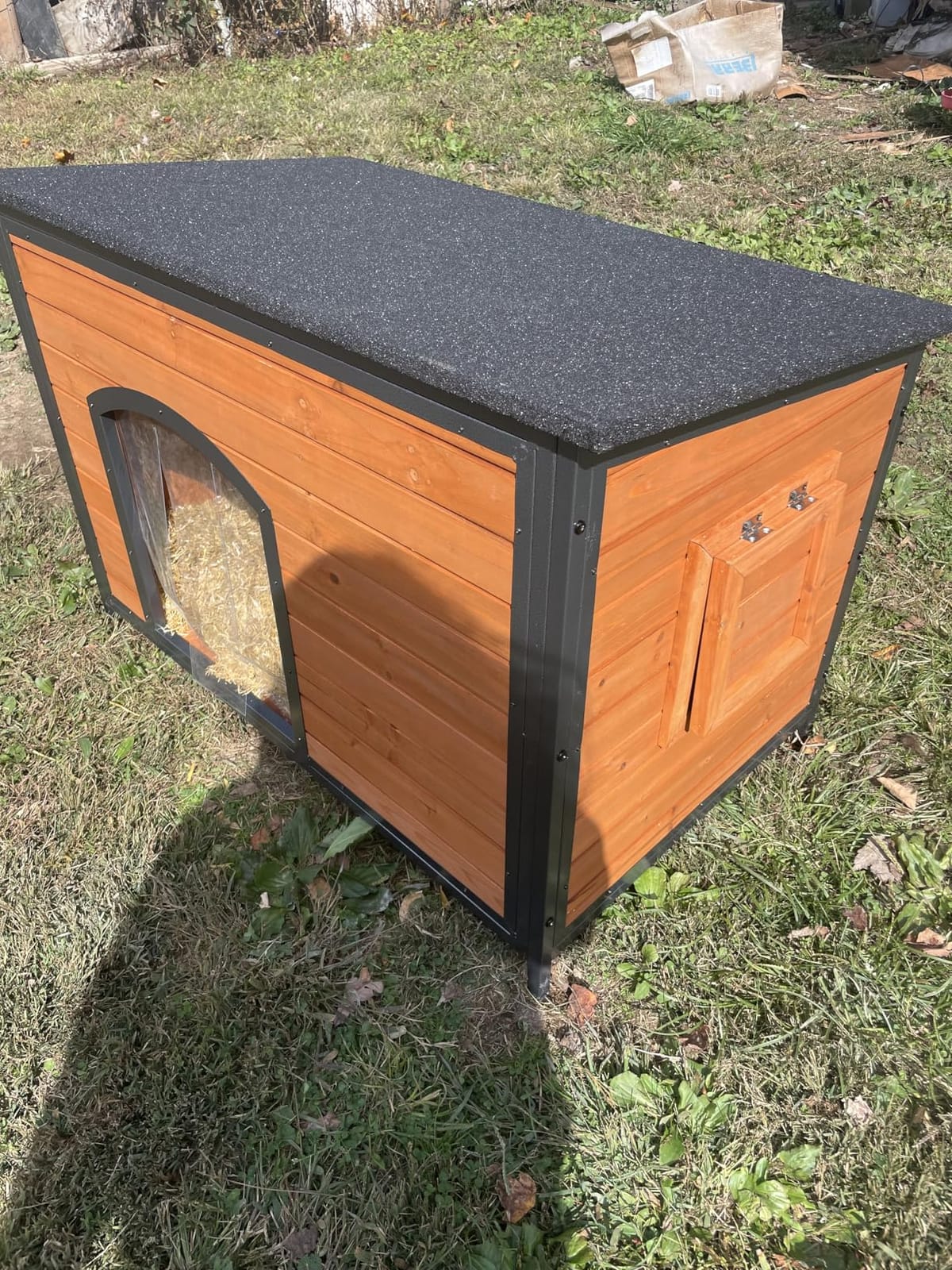 Outdoor Insulated Wooden Dog House Weatherproof Chew Resistant Metal Frame customer photo 2