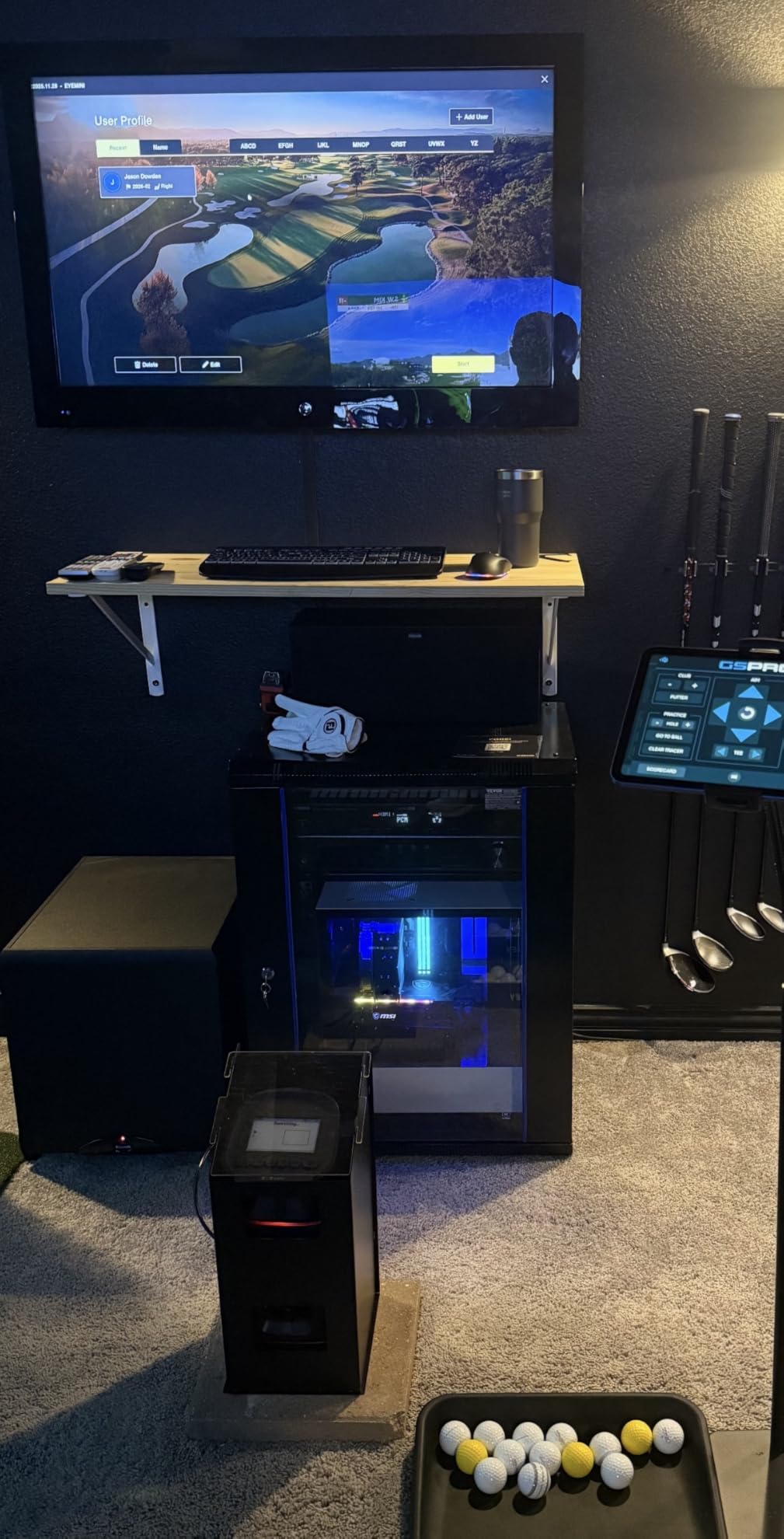 VEVOR 6U Wall Mount Network Server Cabinet, 14.8'' Deep, Server Rack Cabinet Enclosure, 200 lbs Max. Ground-Mounted Load Capacity, with Locking Glass Door Side Panels, for IT Equipment, A/V Devices customer photo 1