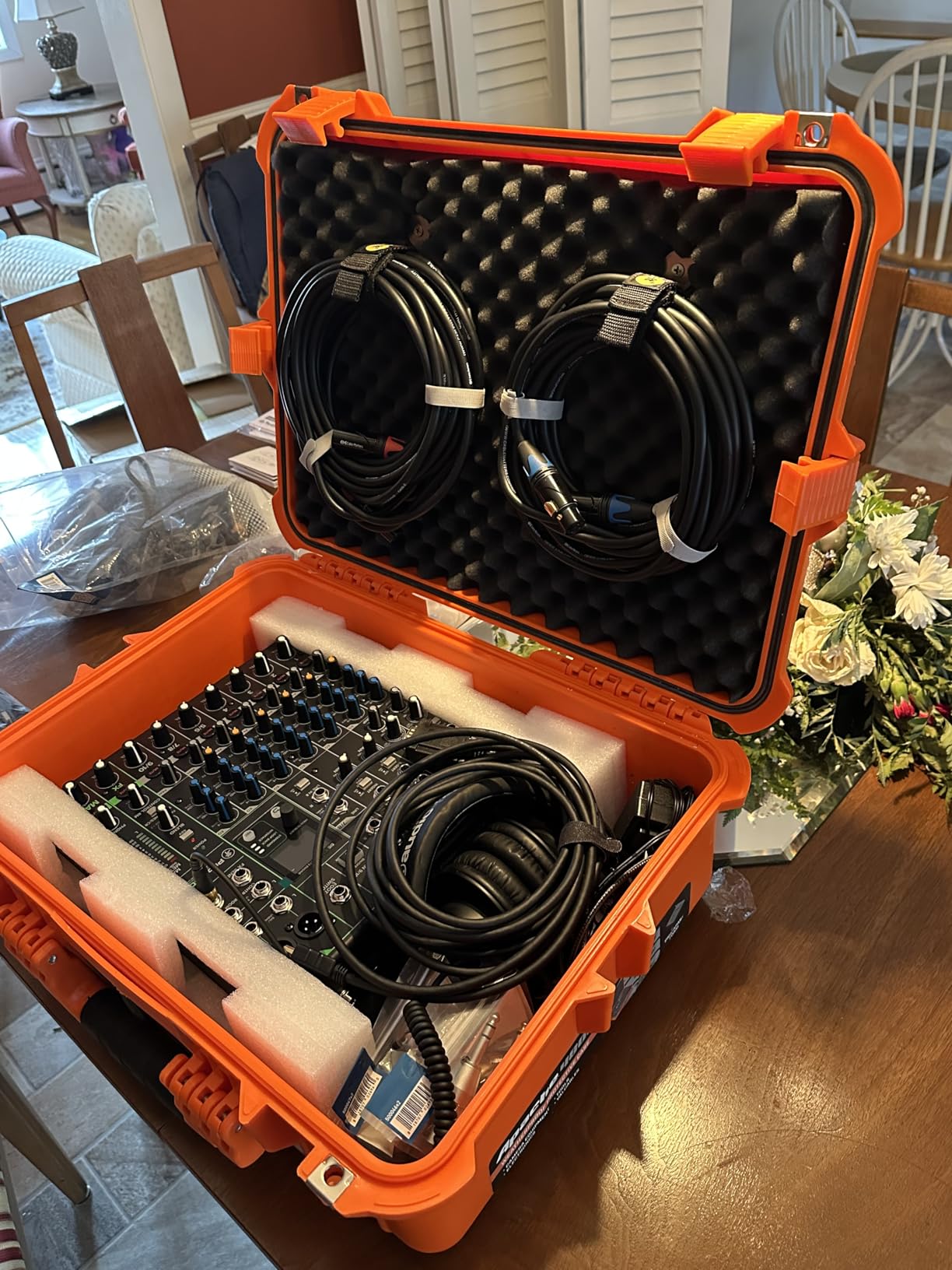 Mackie ProFX10v3+ 10-Channel Mixer, Bluetooth + USB Recording, GigFX+ customer photo 1