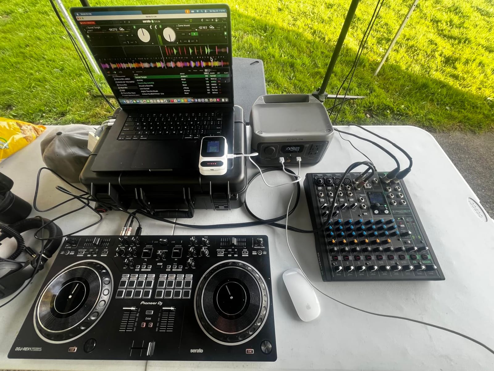 Mackie ProFX10v3+ 10-Channel Mixer, Bluetooth + USB Recording, GigFX+ customer photo 2